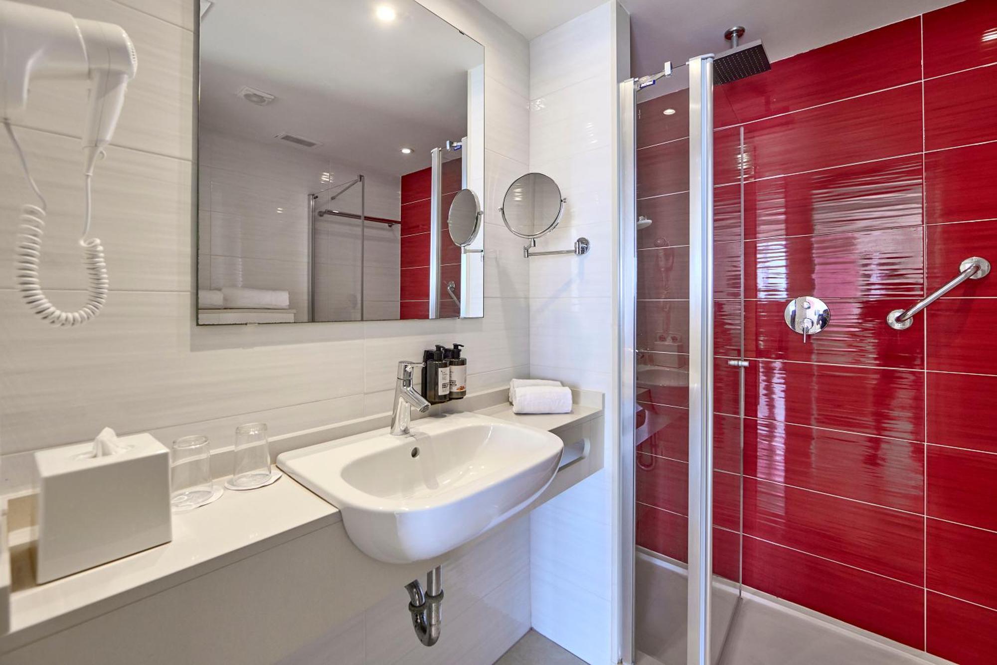 Universal Perla S'Illot (Mallorca)