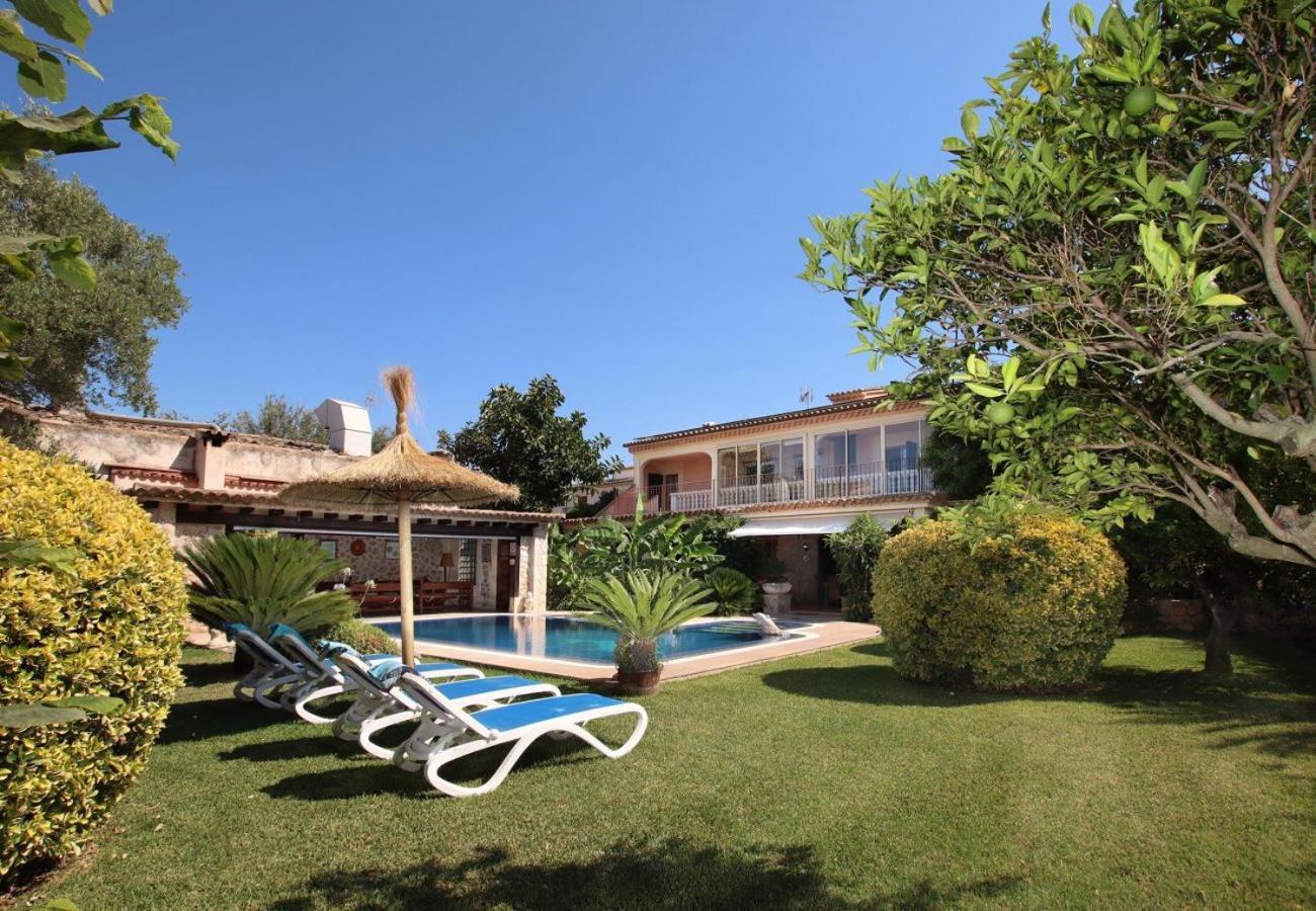Lovely In Old Town By Renthousing Villa