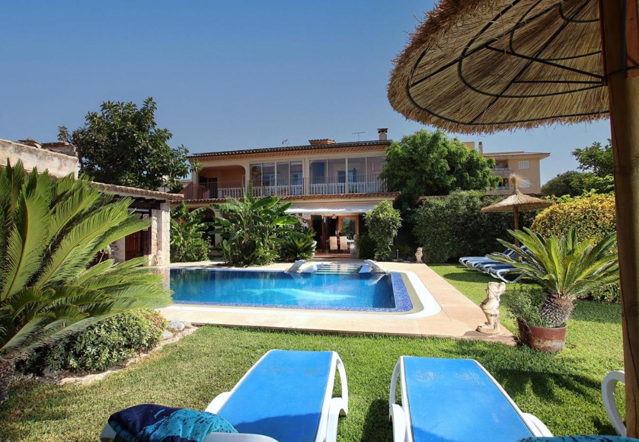 Lovely In Old Town By Renthousing Pollensa