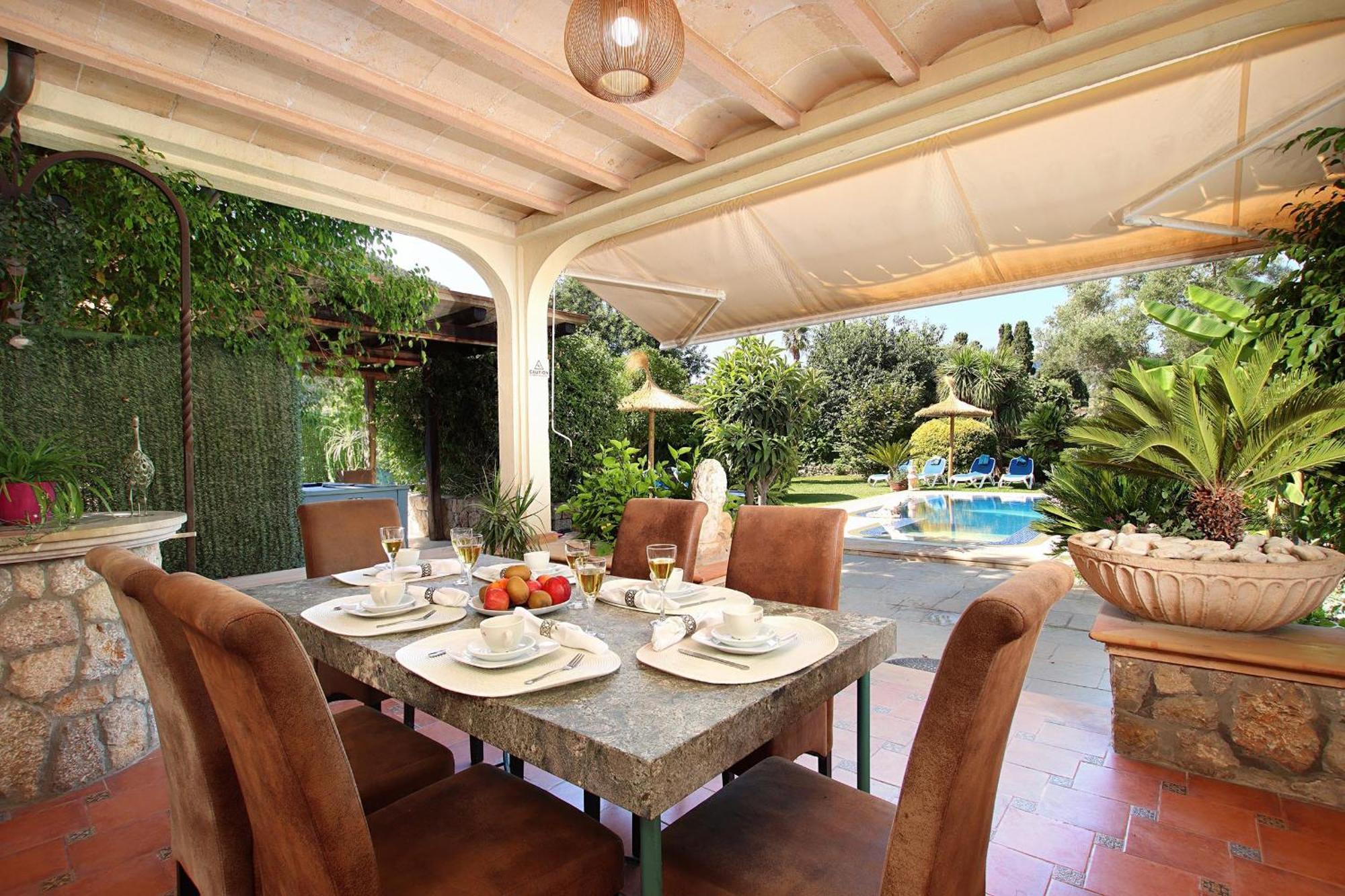 Villa Lovely In Old Town By Renthousing *