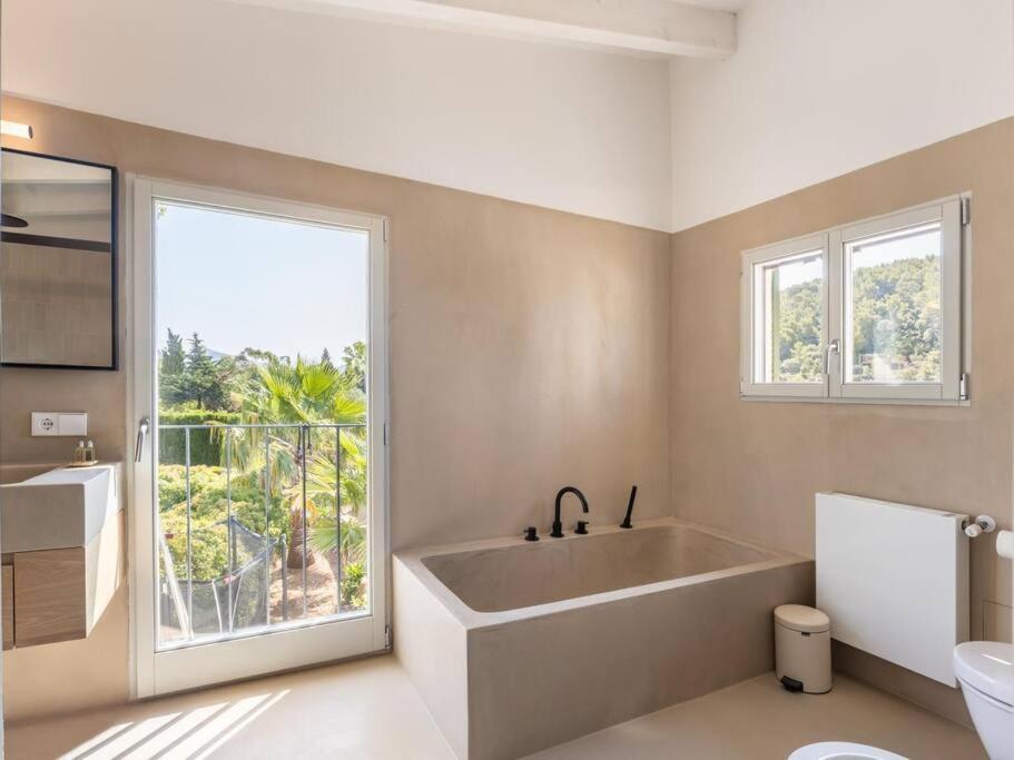 Villa La Telaranya - Luxury With Heated Pool Close To Port Pollenca Puerto Pollensa
