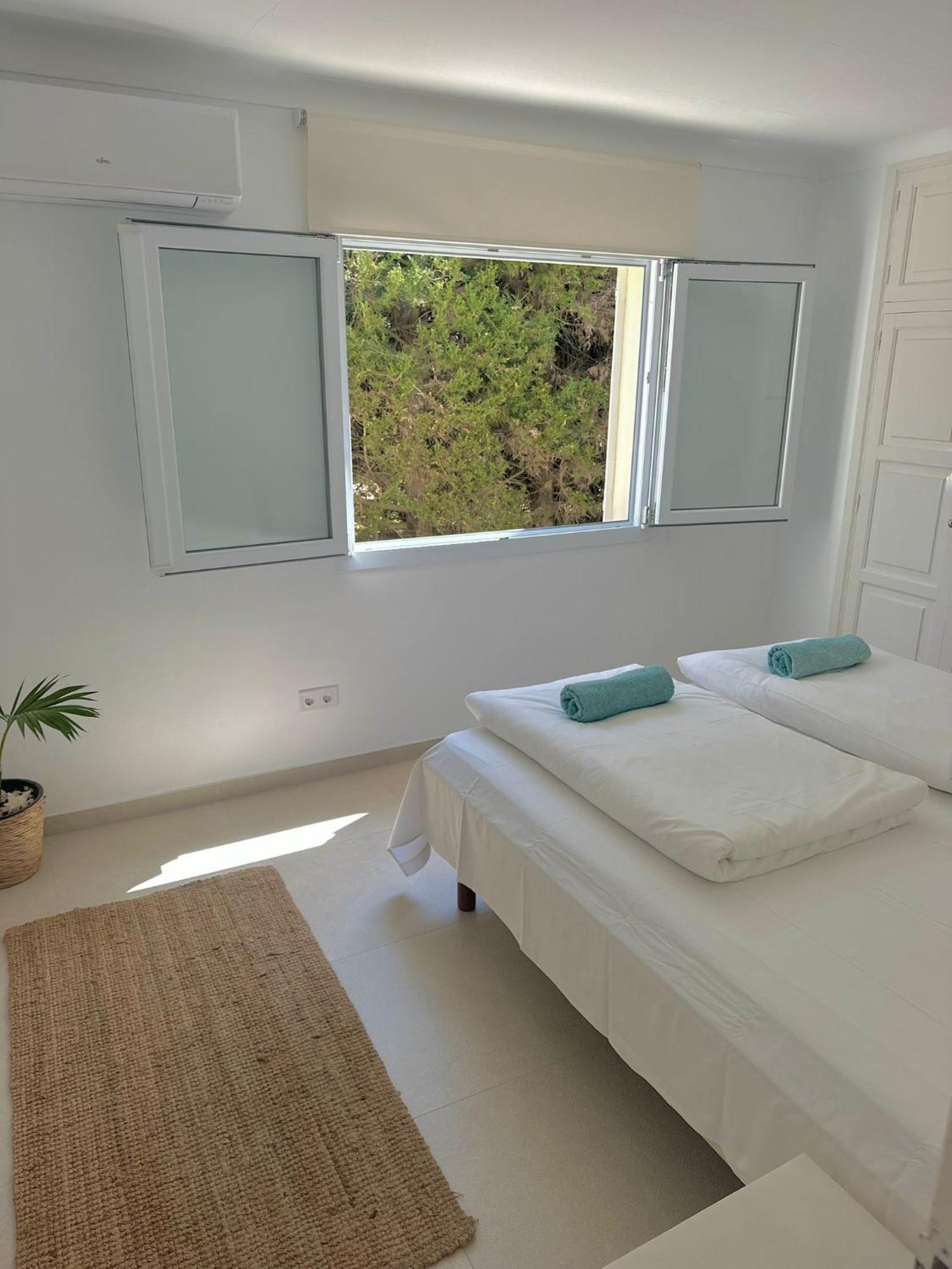Bonaire House