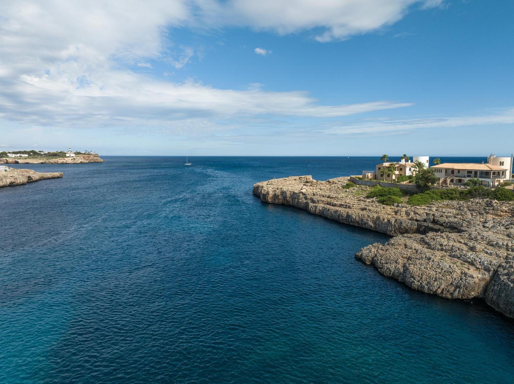 Cala Marsal Villa *