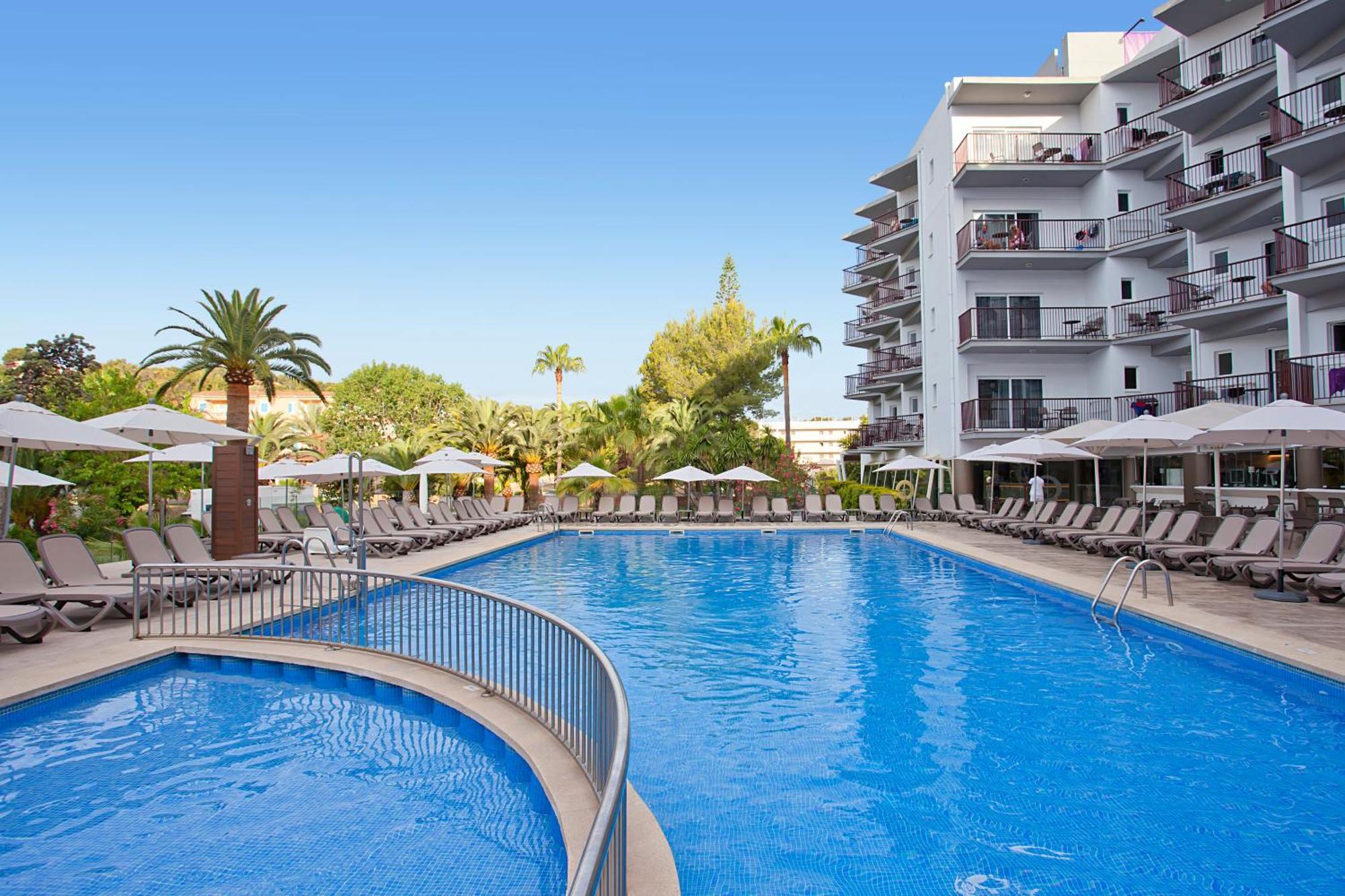 Fergus Bermudas Hotel 4*