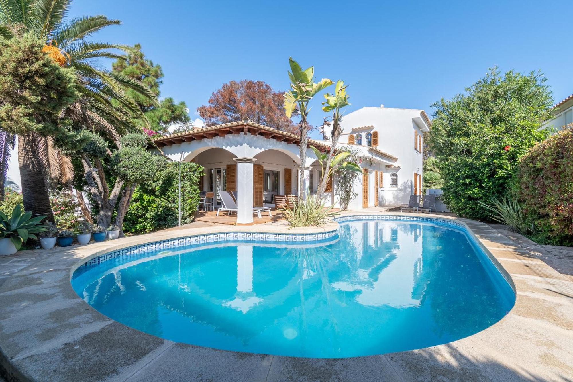 Estrelitzia Villa Cala Serena (Mallorca)