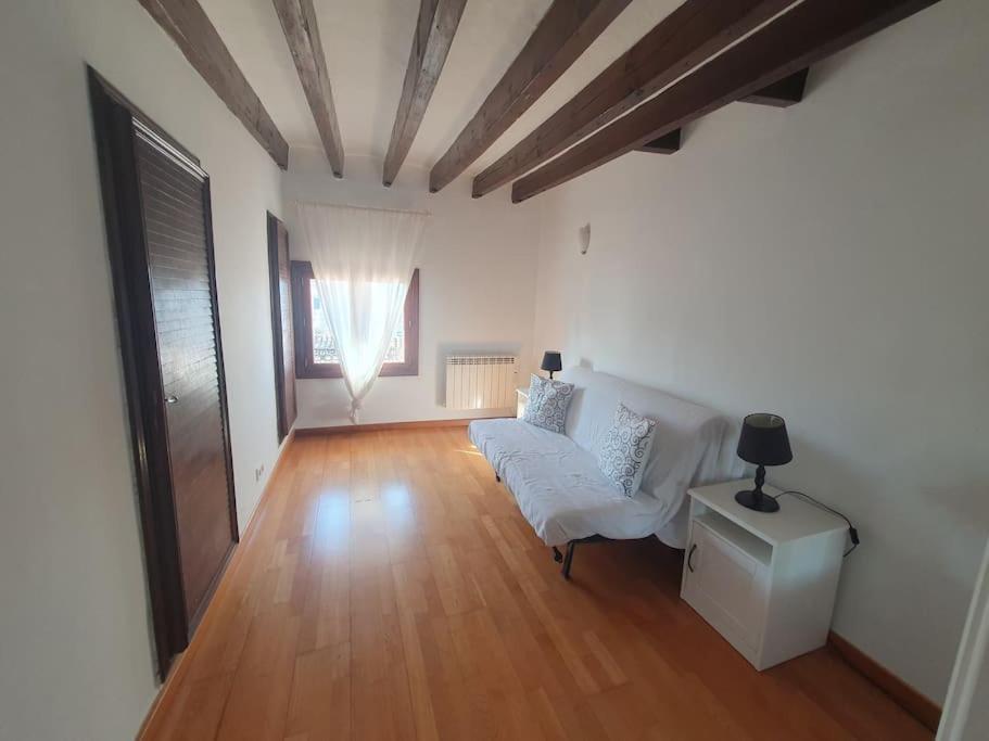 Loft 3 Apartment *