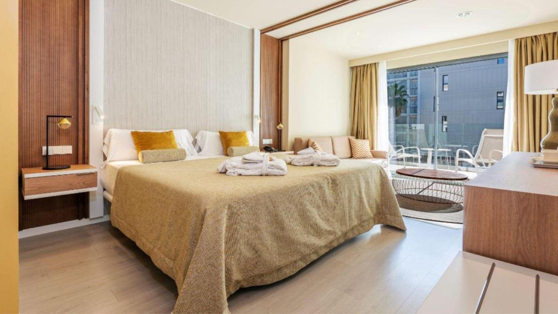 Aubamar Bali Hotel 4*