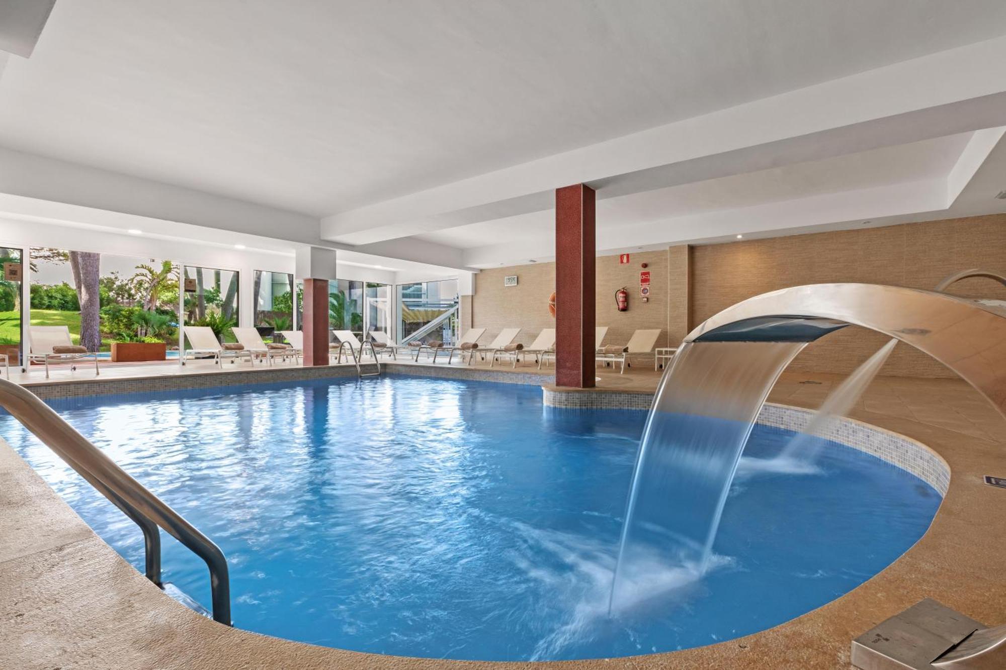 Aubamar Bali Hotel 4*