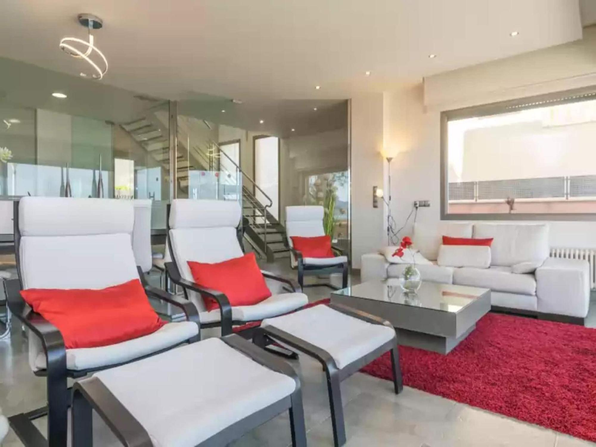 Bohemi - With Private Pool Free Wifi