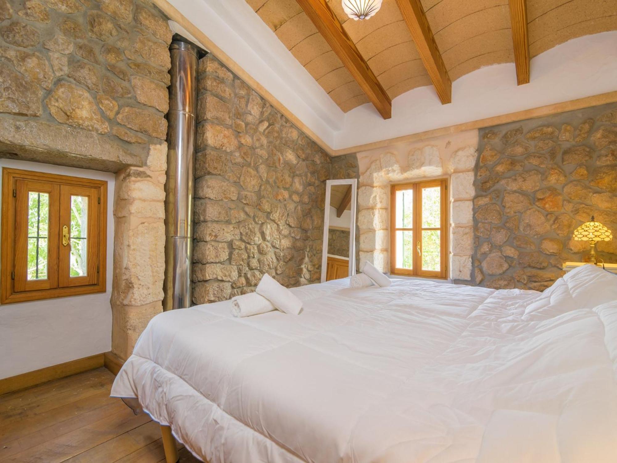 Son Paparra With Private Pool In *
