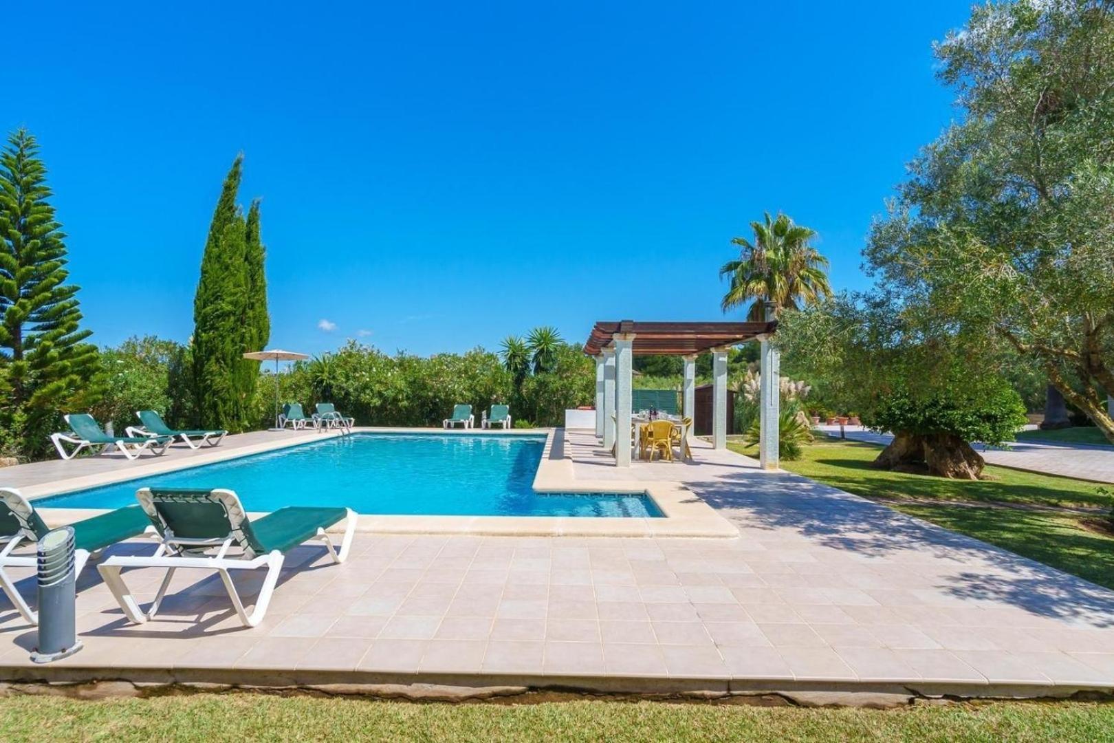 Сasa de vacaciones Schoenes Mit Pool Fuer 10 Personen In Strandnaehe *