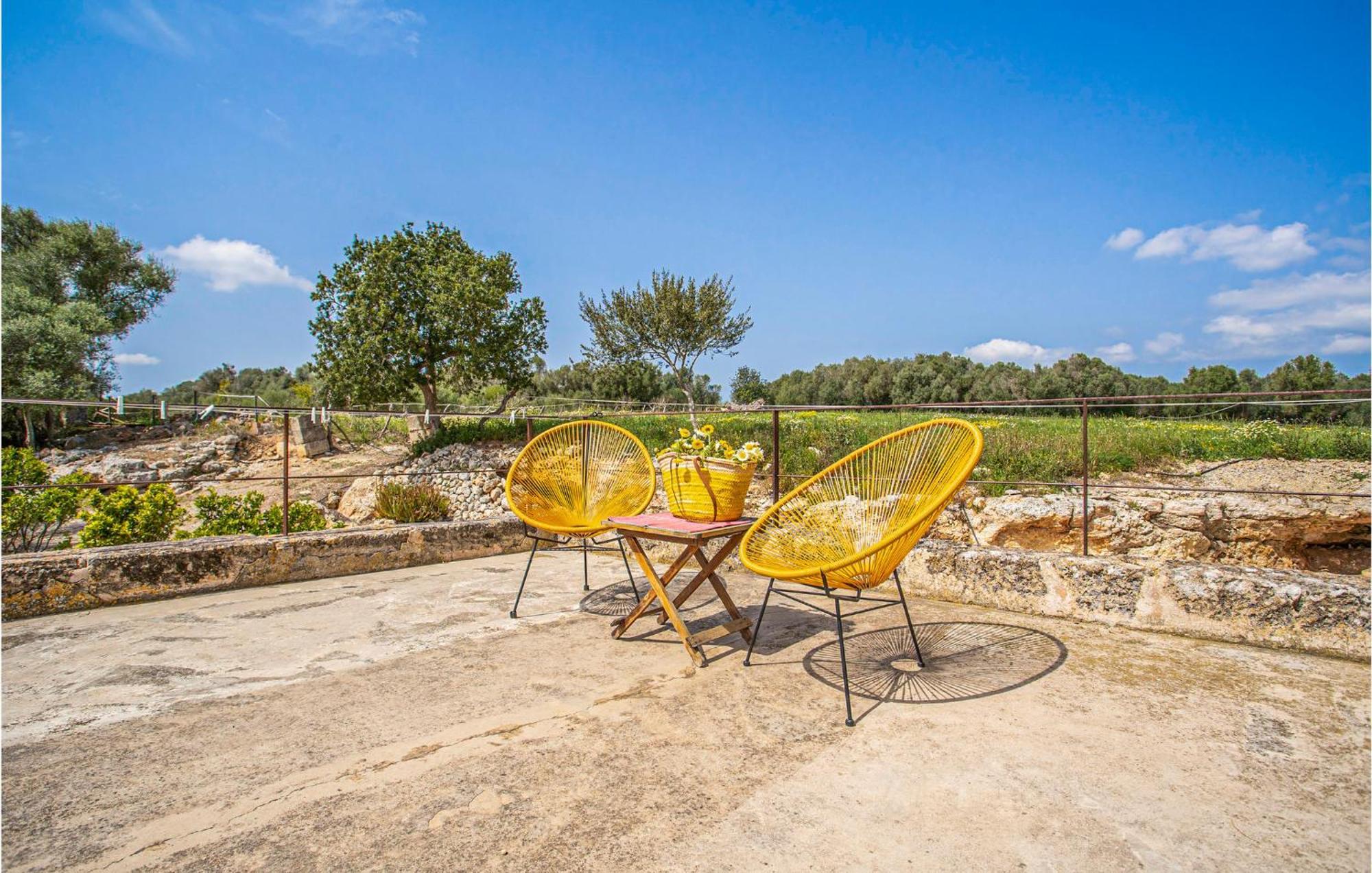 Сasa de vacaciones Cozy In With Outdoor Swimming Pool Ariany