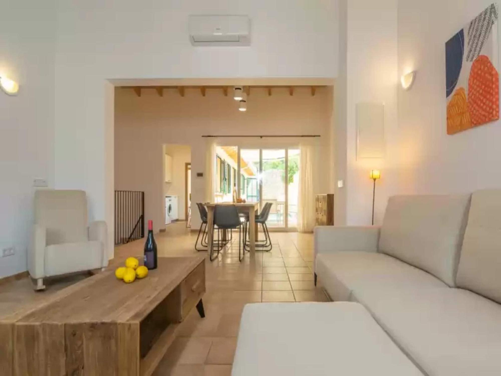 Moreu - With Private Pool In Villa