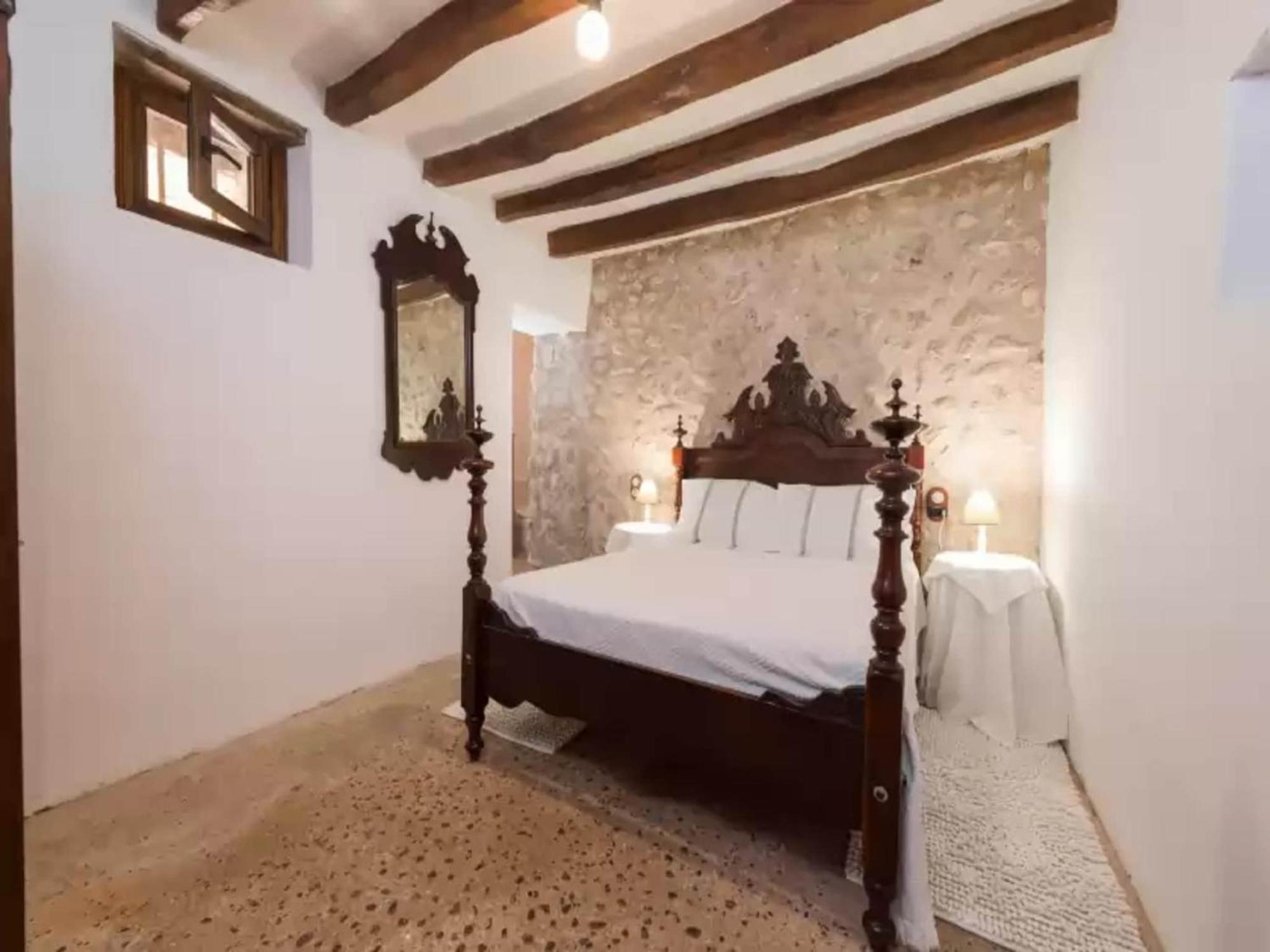 Villa Splendid With Oil Heating Búger