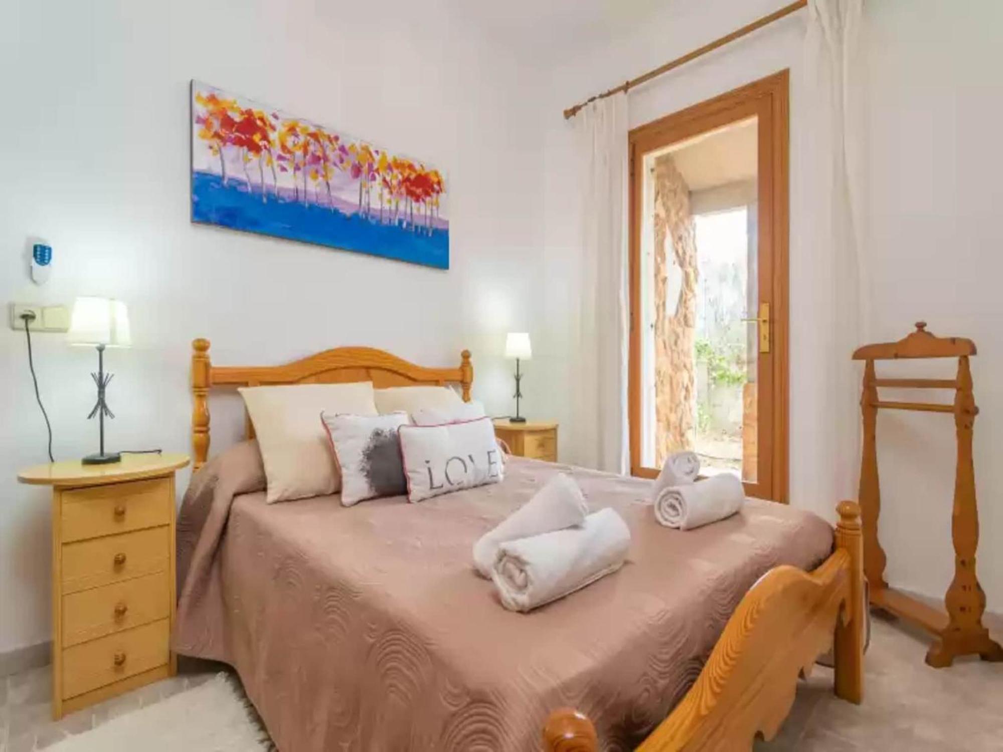 Charming With Swimming Pool Villa *