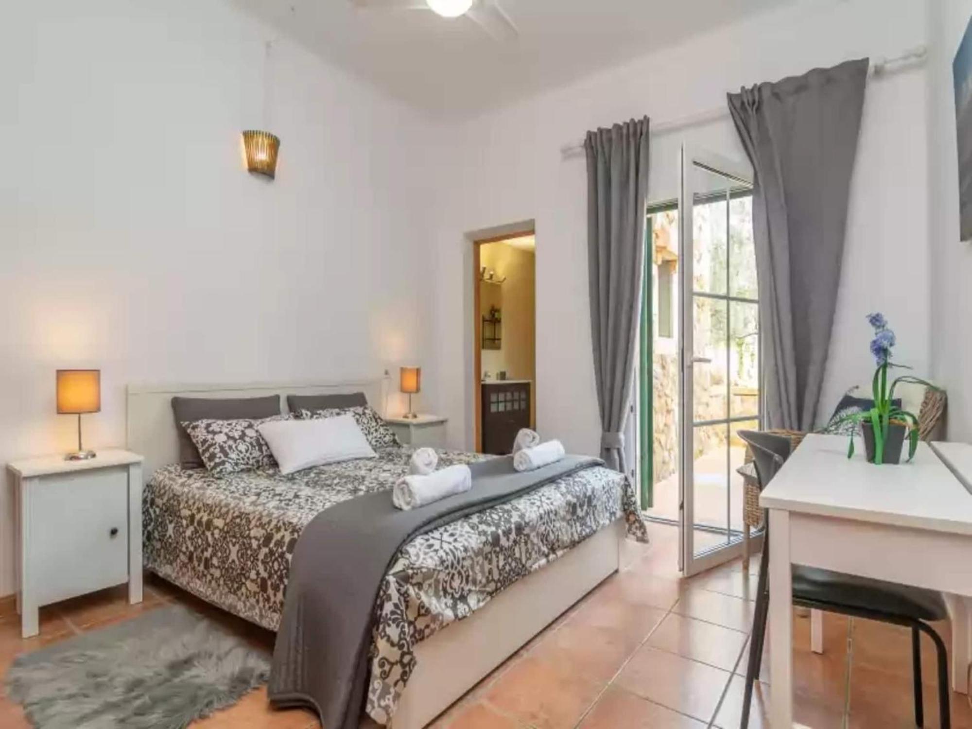 Villa Charming With Swimming Pool Portocolom (Mallorca)
