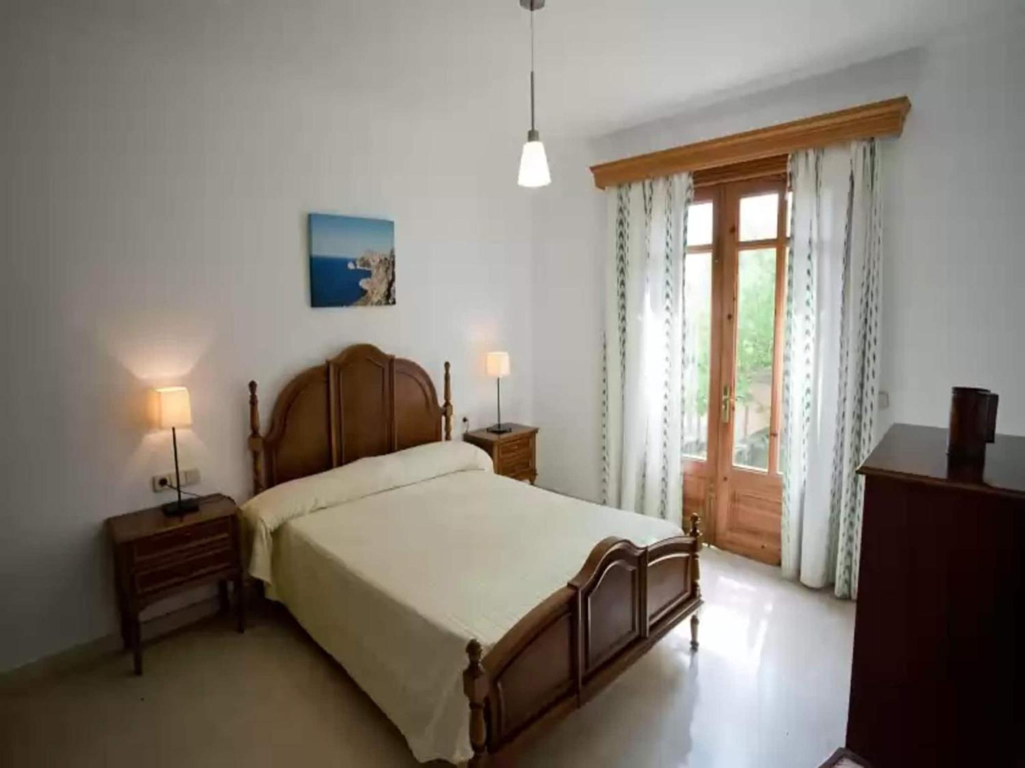 Llampudol Sa Coma With Pool Villa