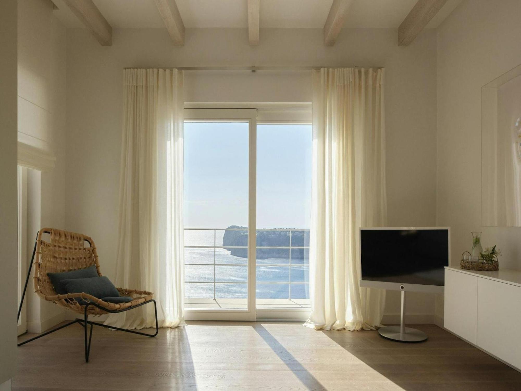 In Tranquil Hillside Location Villa