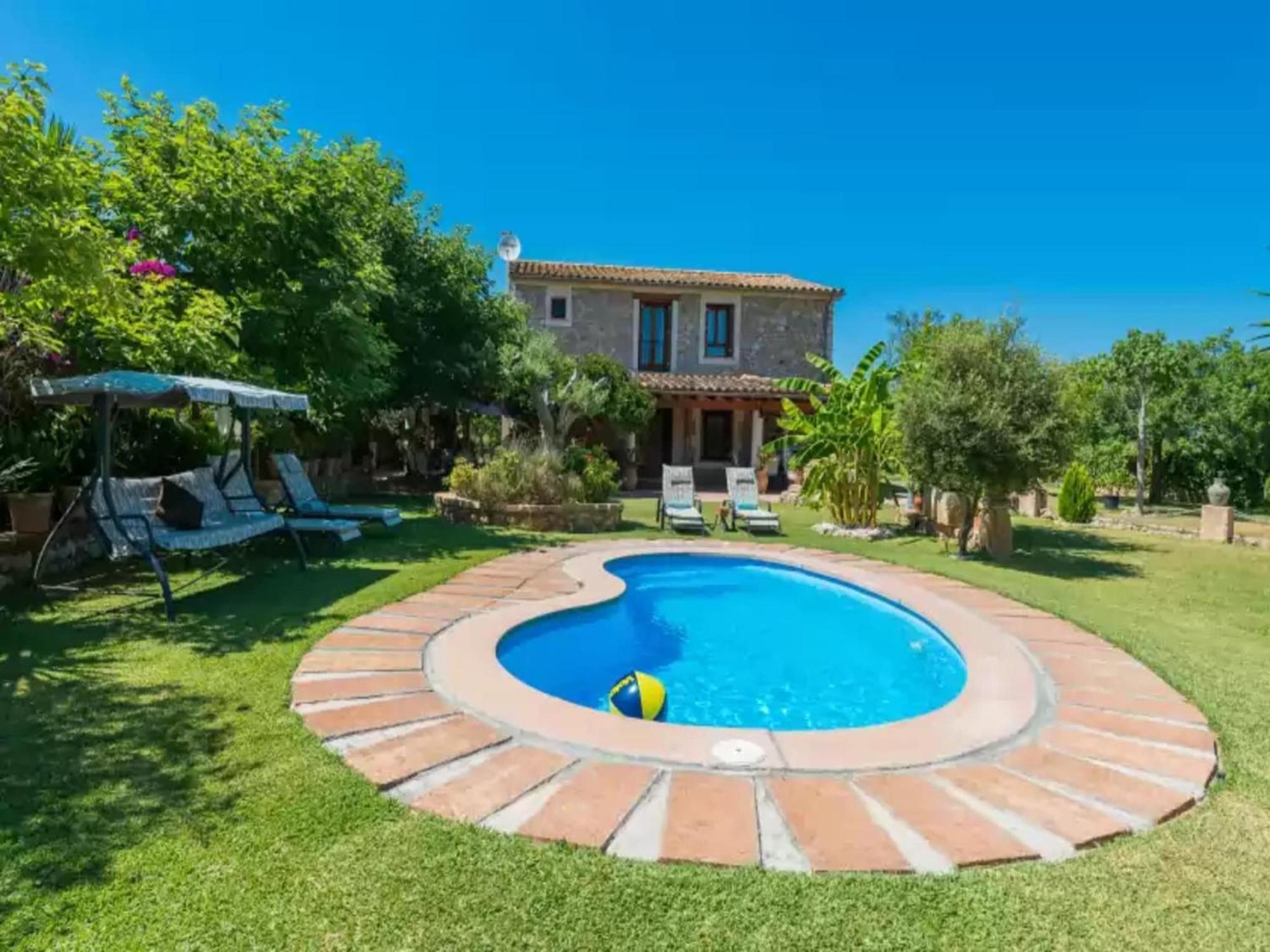 With Private Pool In *