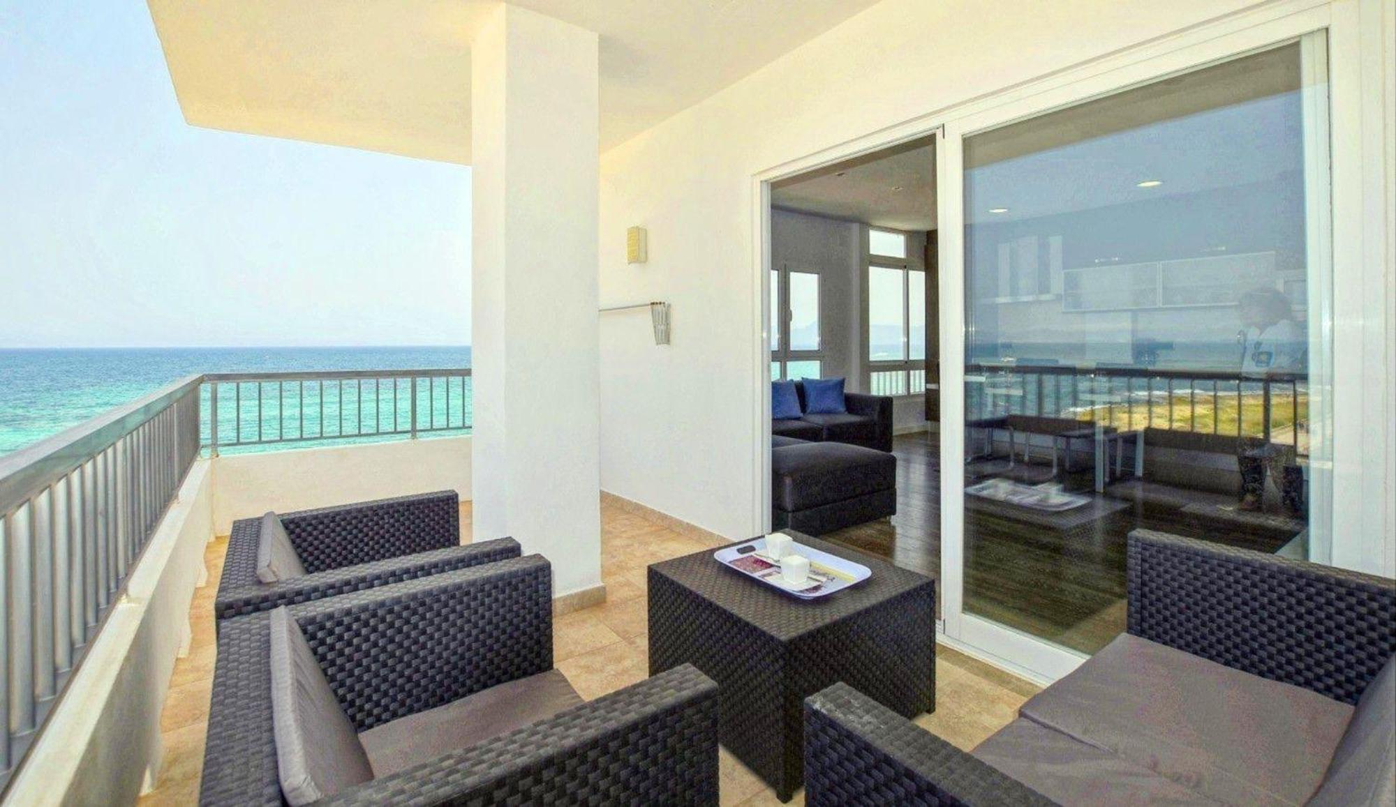 Moderne Vor Dem Von Son Baulo Apartment Can Picafort (Mallorca)
