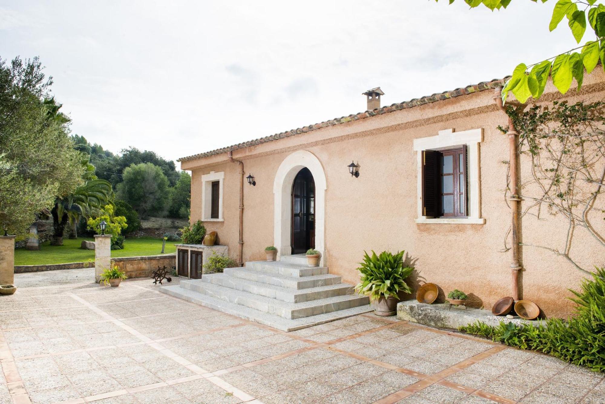 Yourhouse Sa Vinyeta Vinedo * Arta