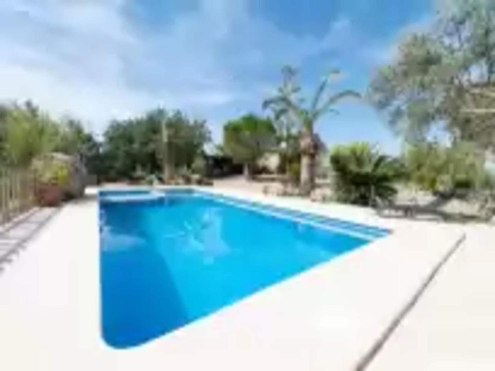 Villa Charming With Garden Retreat *