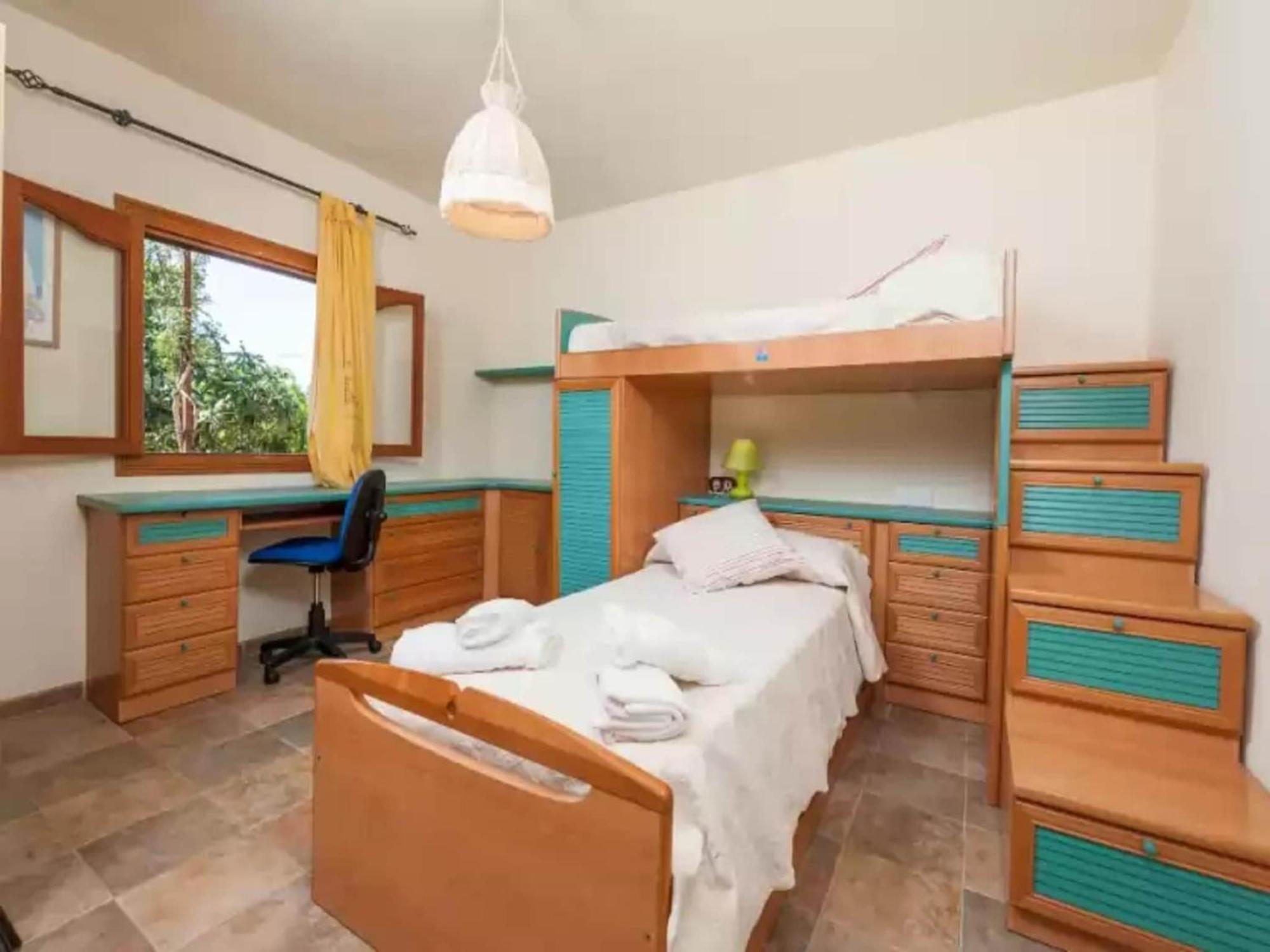 Charming With Garden Retreat Villa *