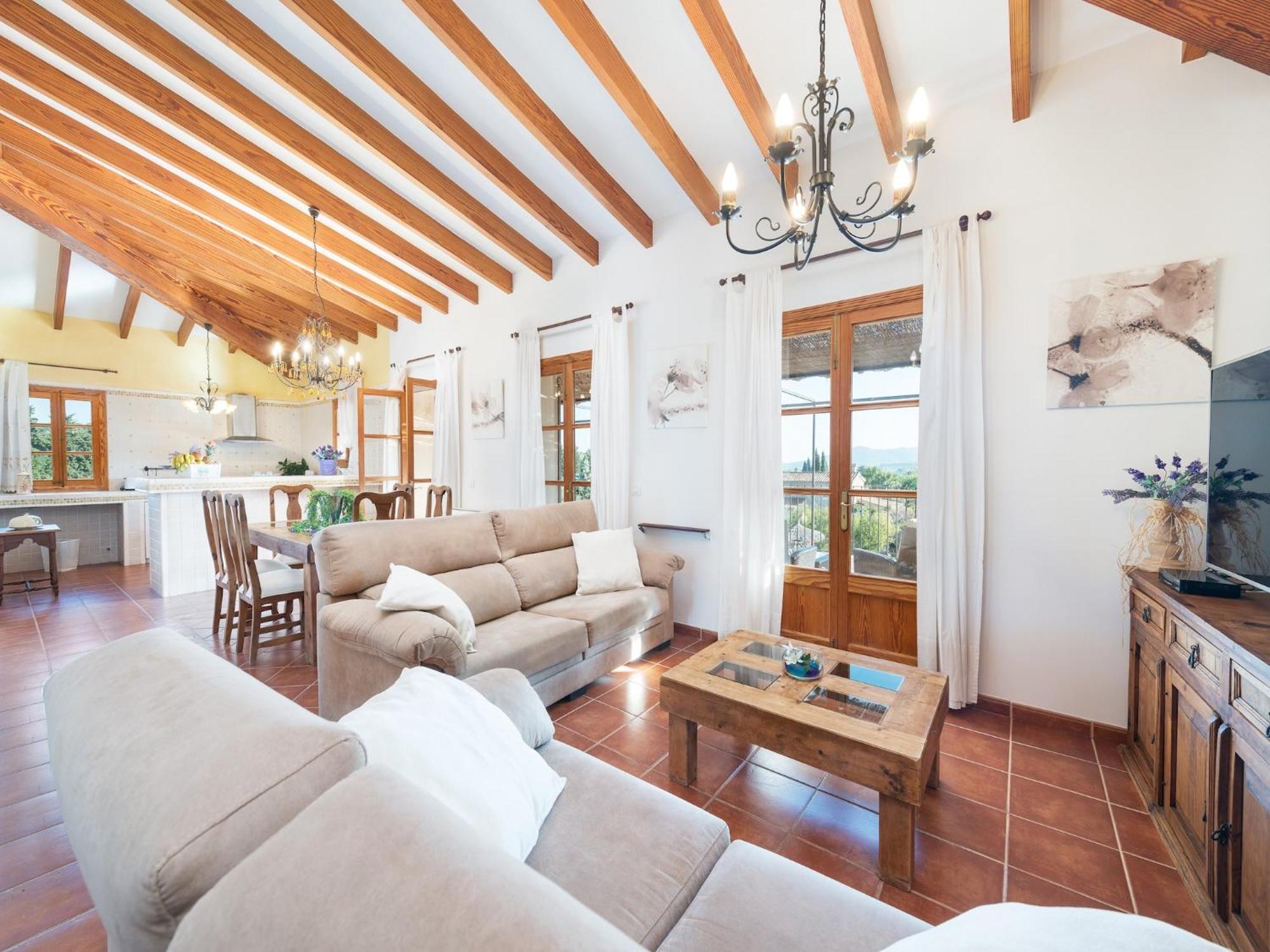 Blissful With Private Pool Villa Caimari