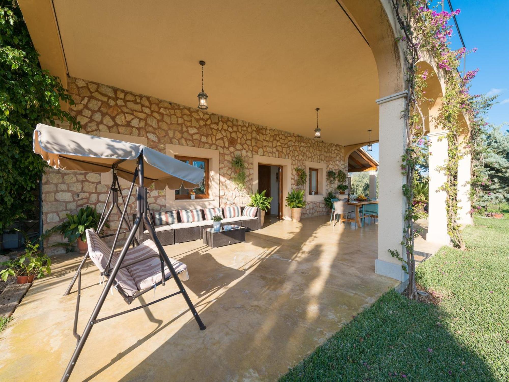 Villa Blissful With Private Pool Caimari