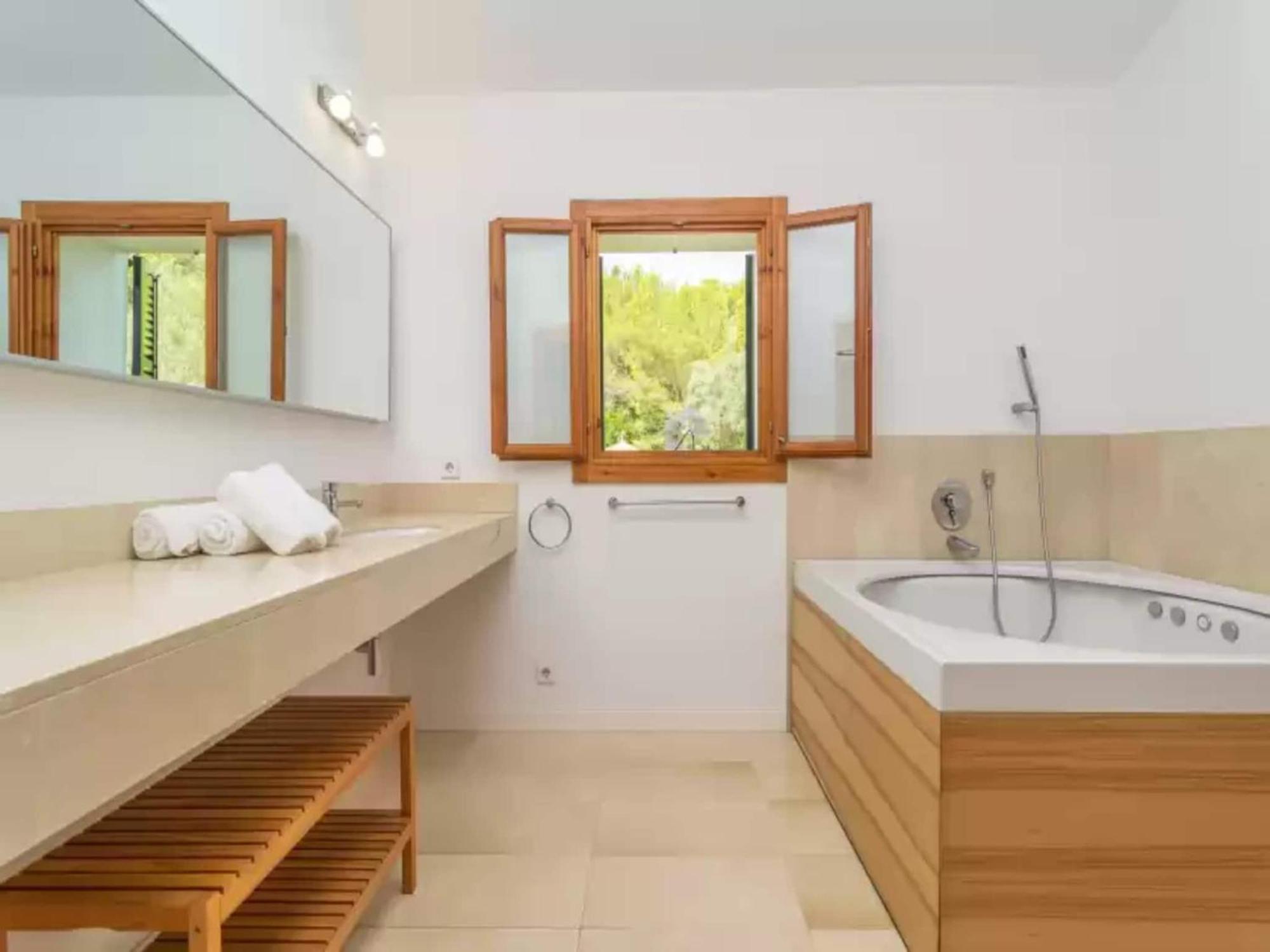 Villa L'esplai - With Private Pool In *
