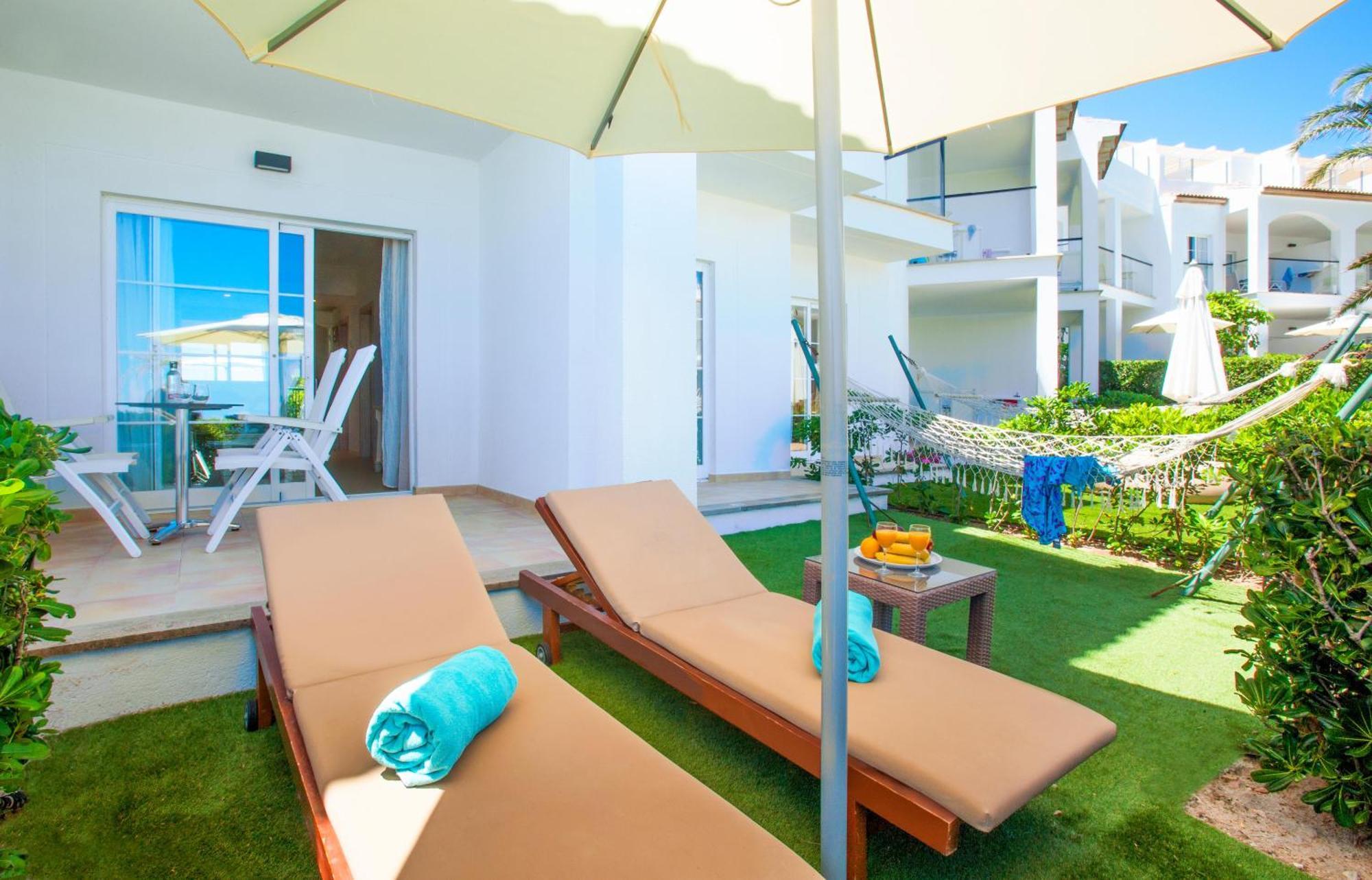 Resort Viva Cala Mesquida & 4*