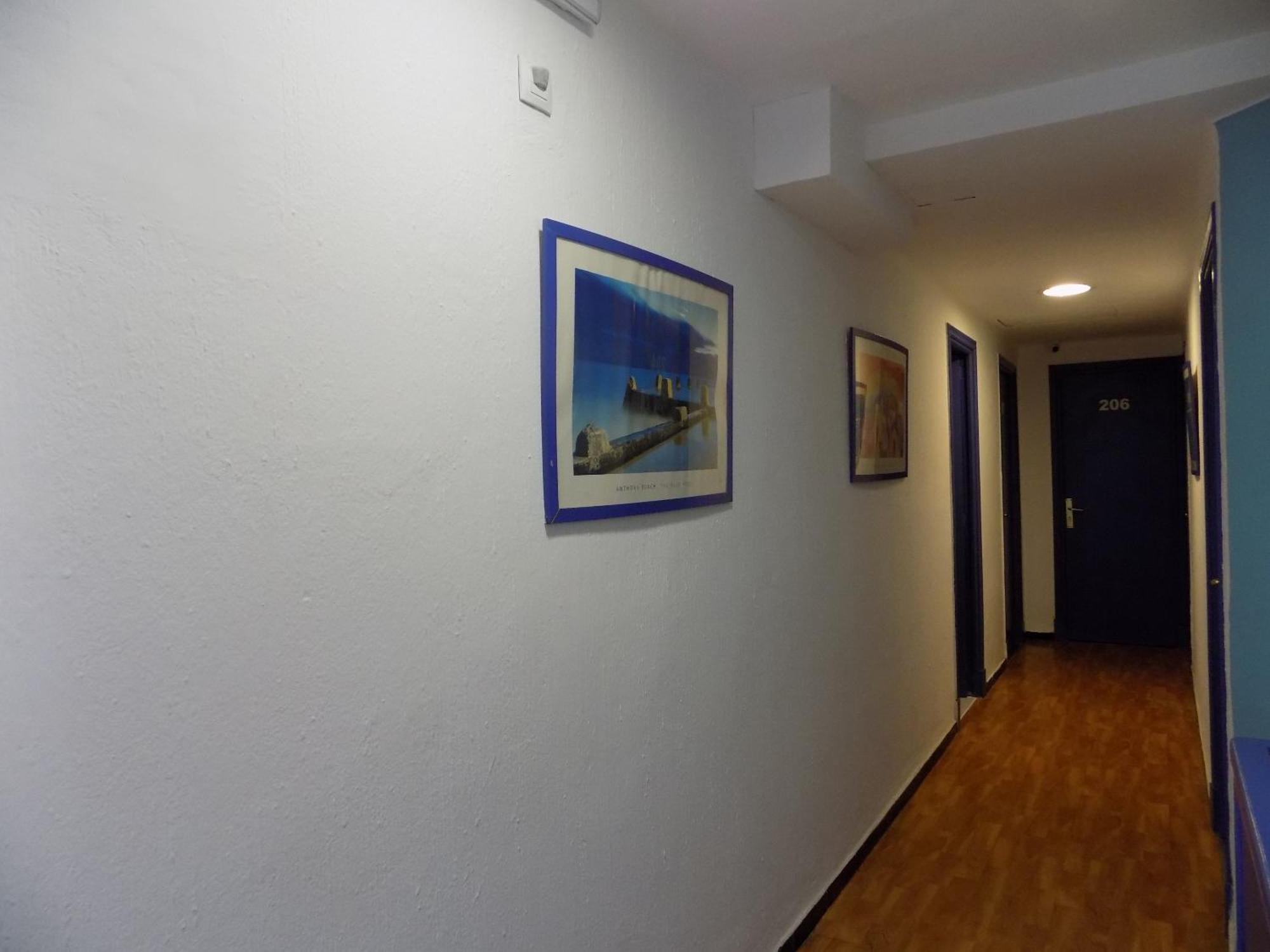 Maruja Hotel *