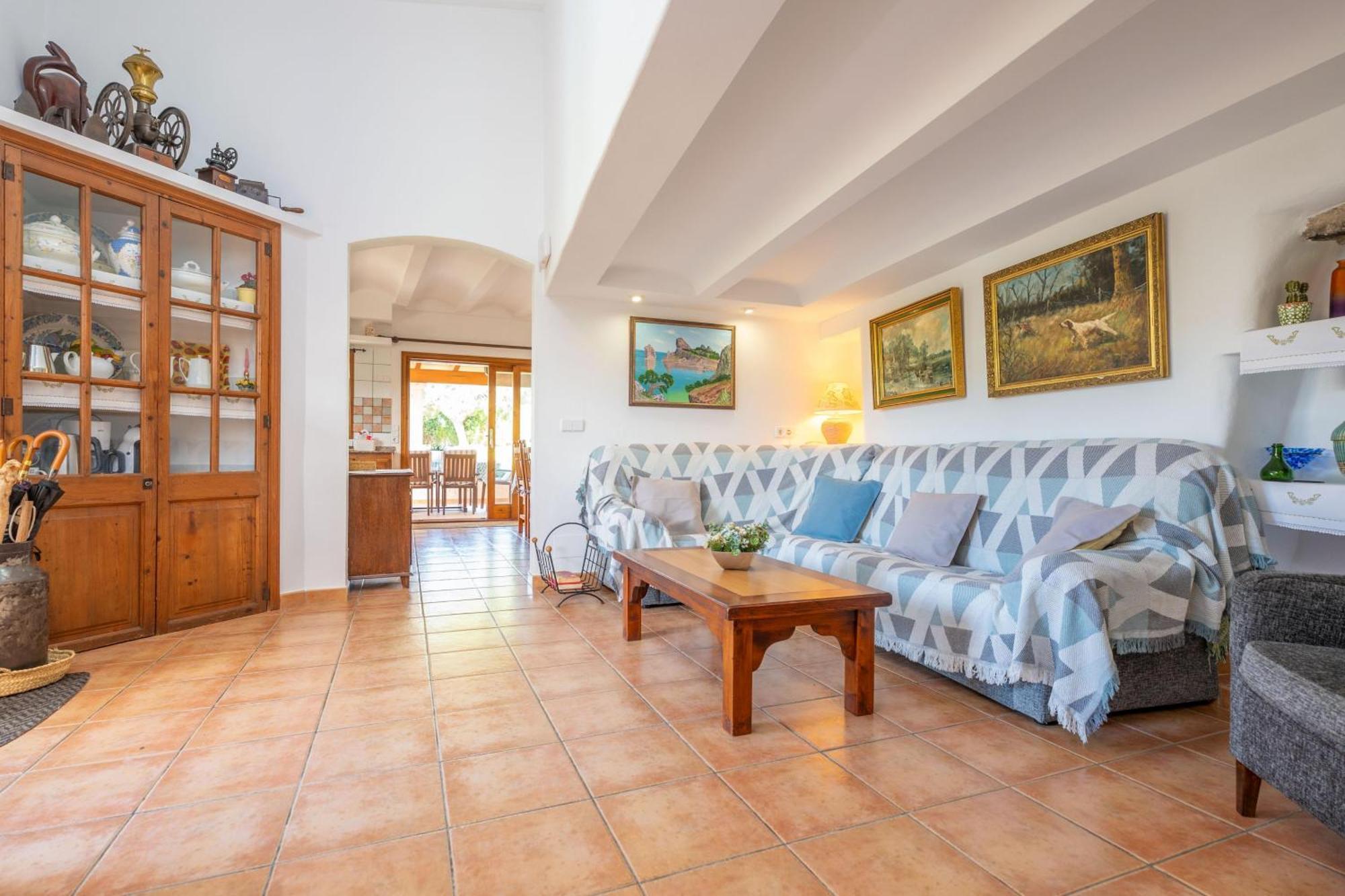 Reynes Villa