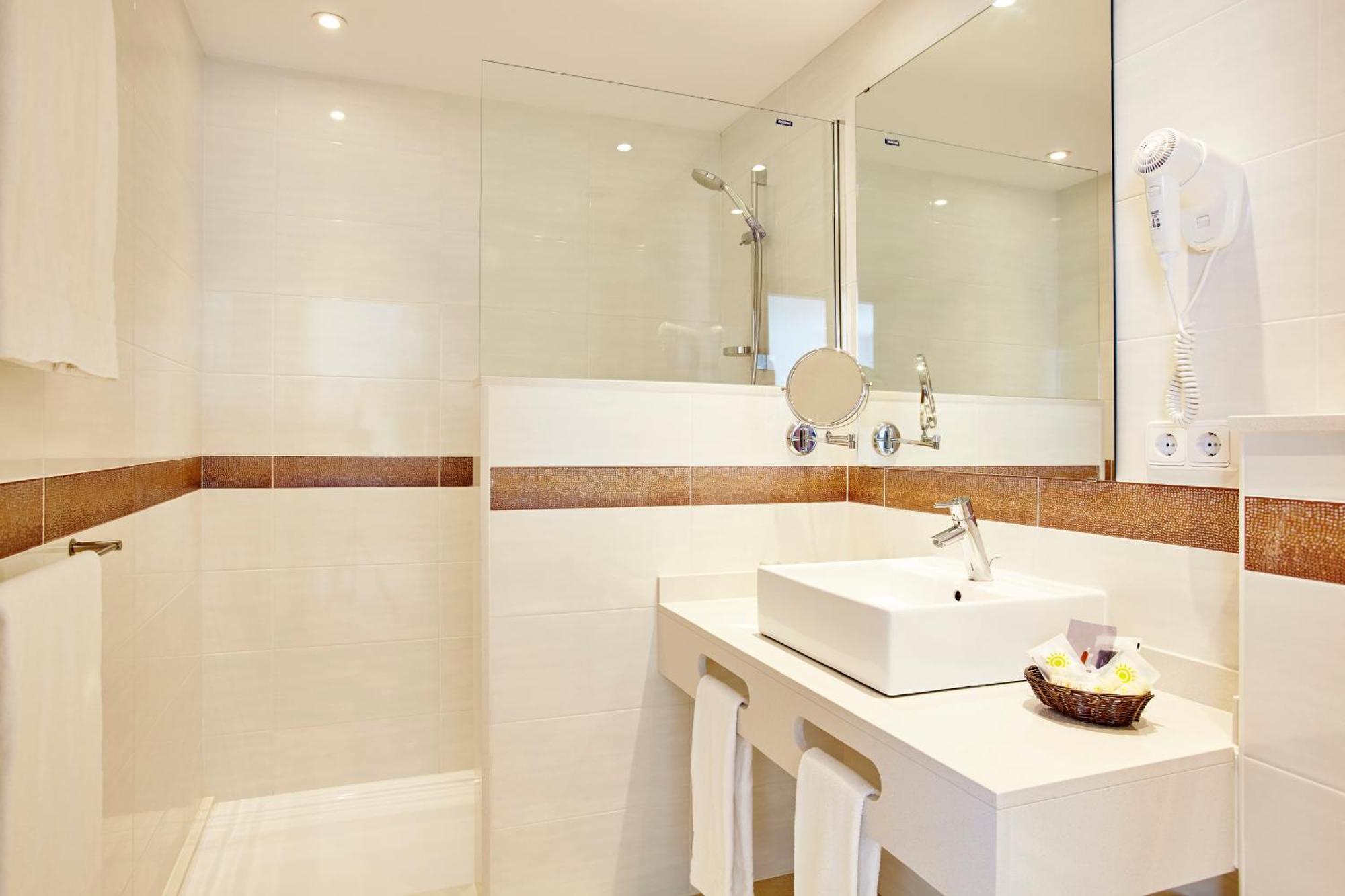 Hotel Universal Marques