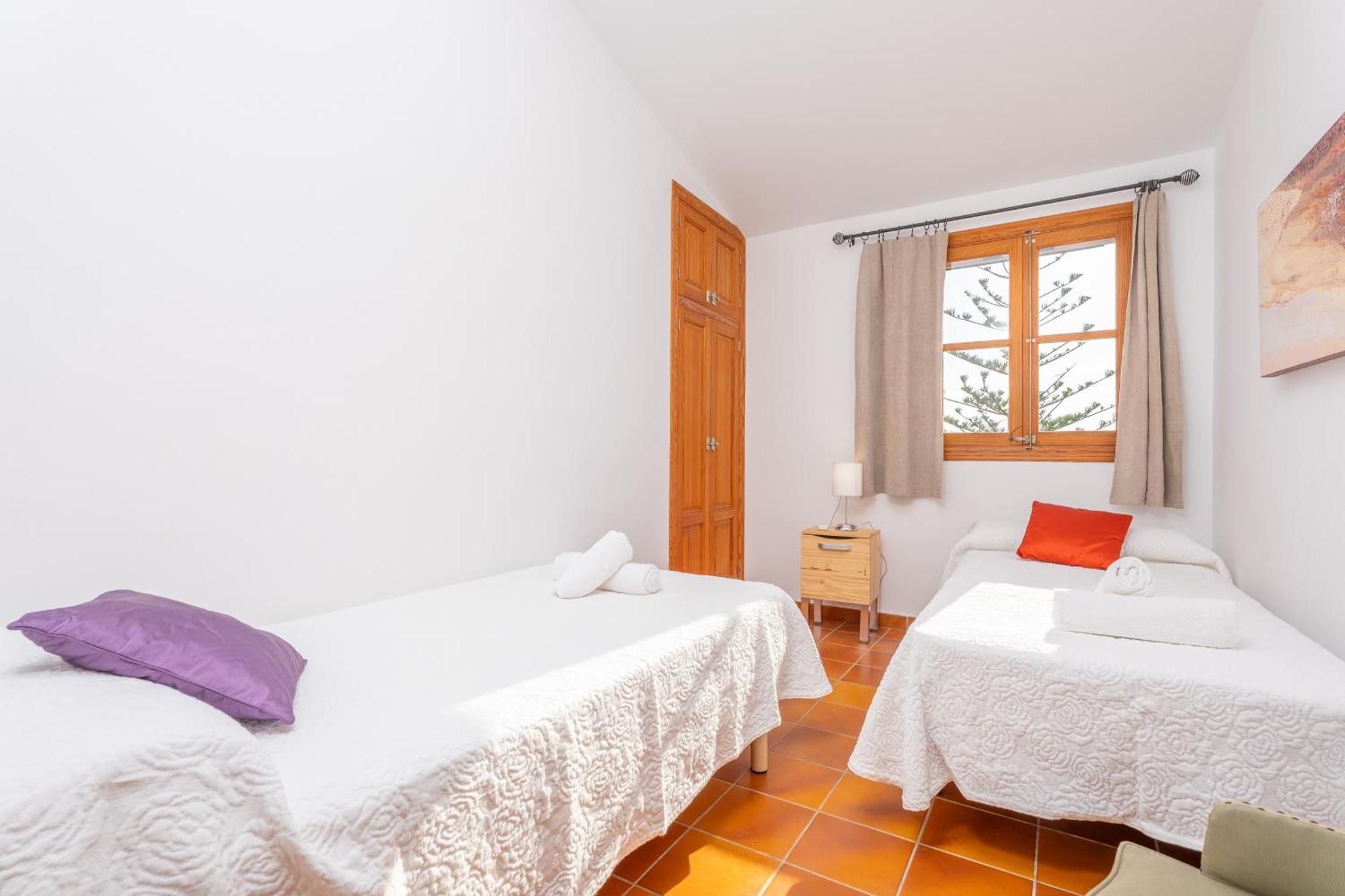 Rafelino Villa *