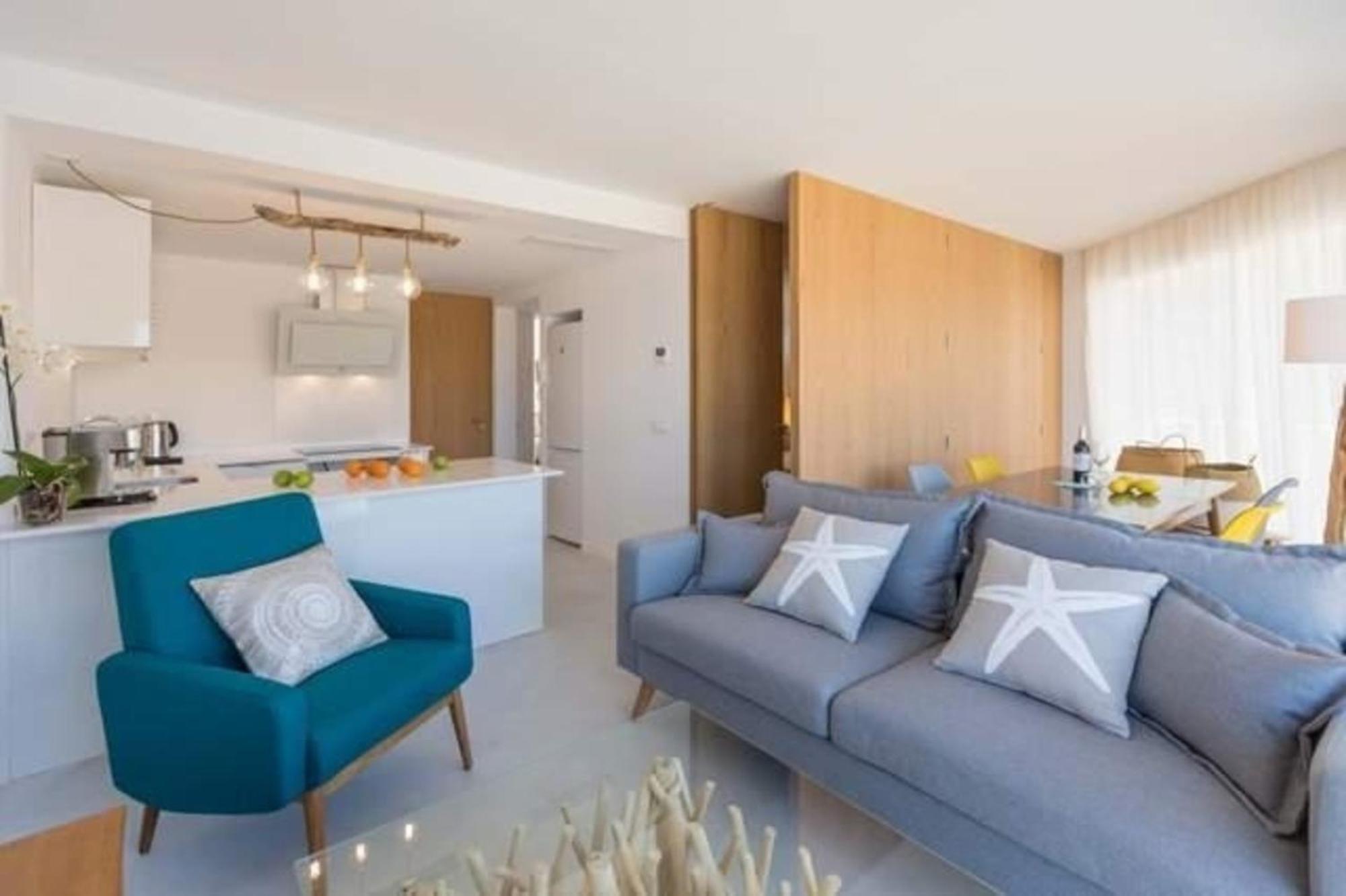 Tolle In S'illot-cala Morlanda Mit Terrasse Apartamento *