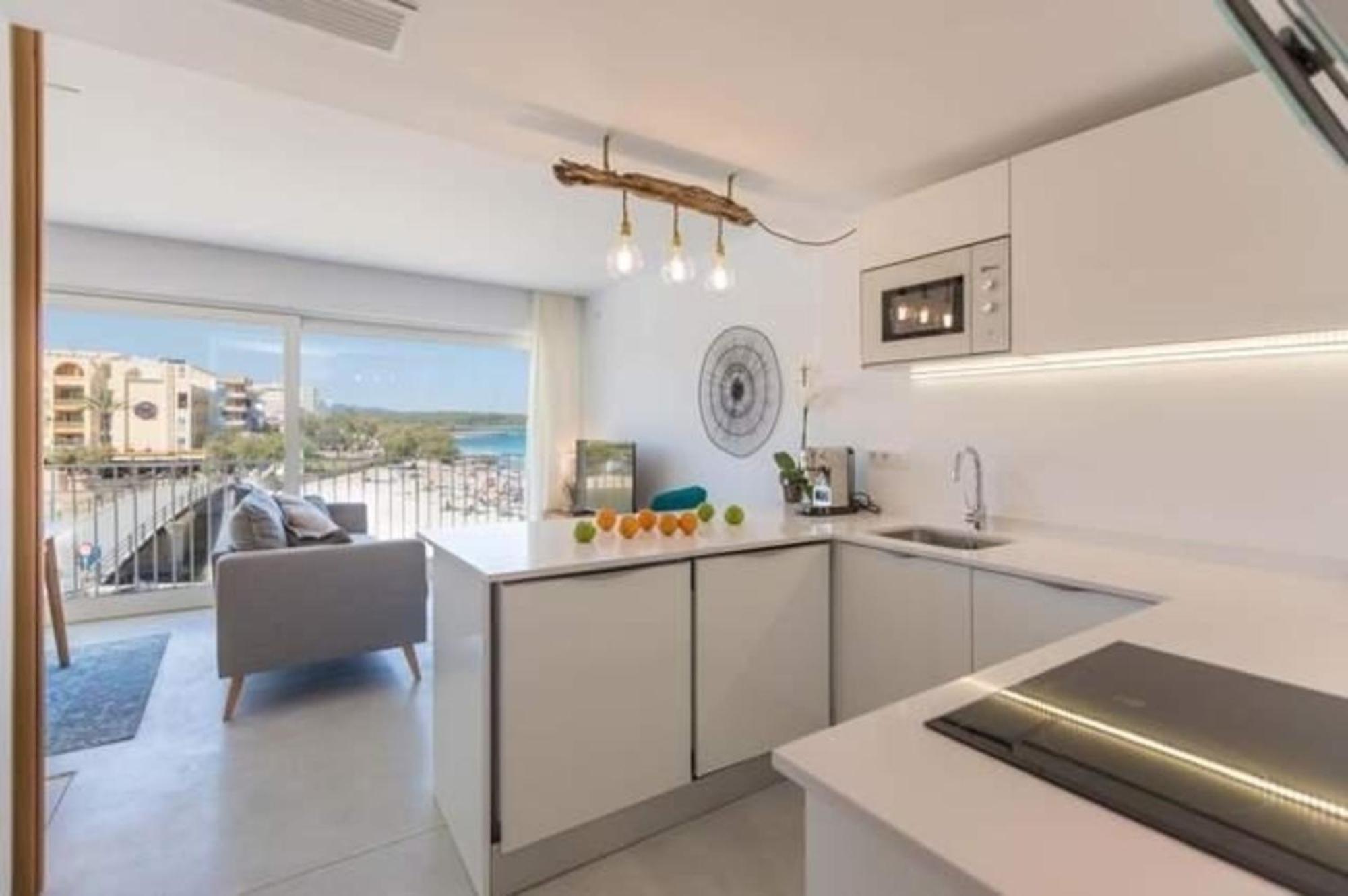 Apartamento Tolle In S'illot-cala Morlanda Mit Terrasse *