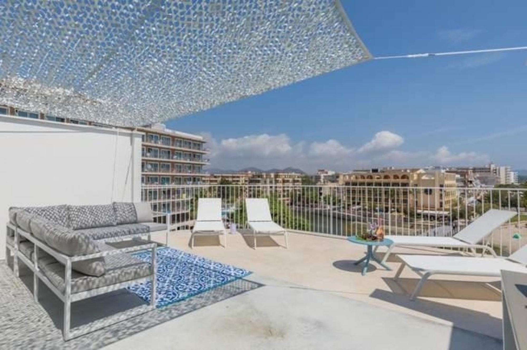 Apartamento Tolle In S'illot-cala Morlanda Mit Terrasse *