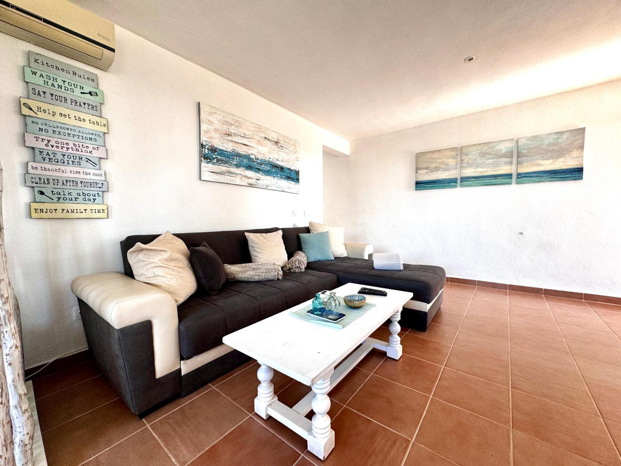Lodge Es Velar