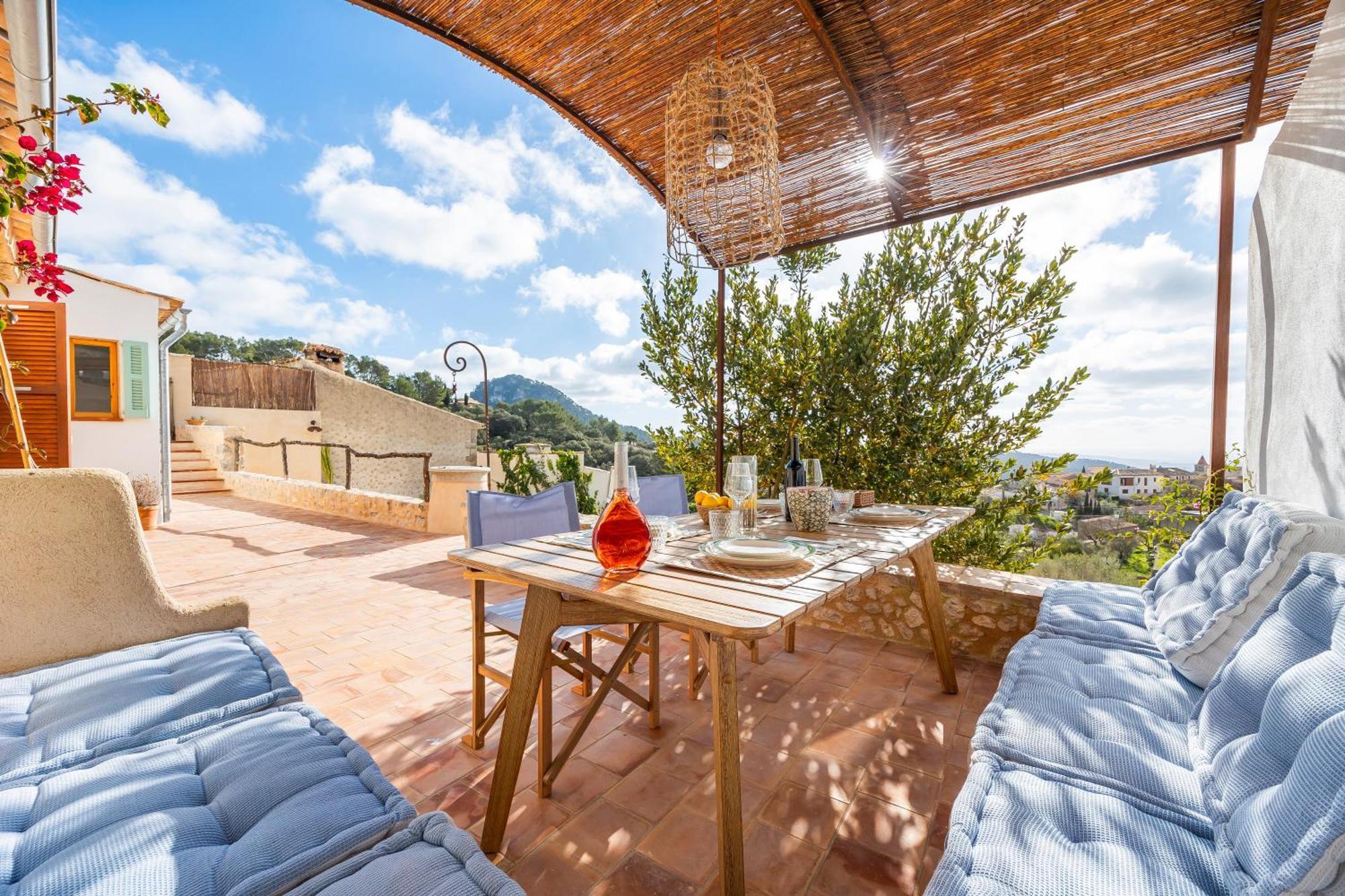 Titina * Puigpunyent (Mallorca)