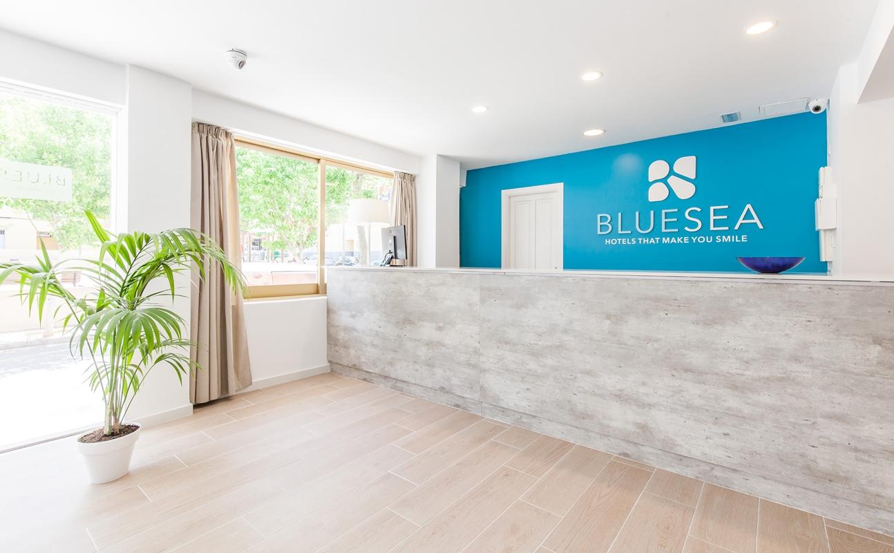 Blue Sea Arenal Tower - Solo Adultos Hotel