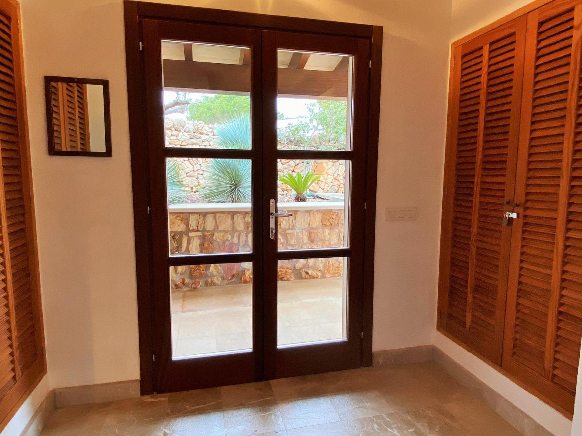 Descubre El Paraiso En La Grand Bleu Playa A 500 Metros Opcion Piscina Climatizada A 30º Villa Santanyi