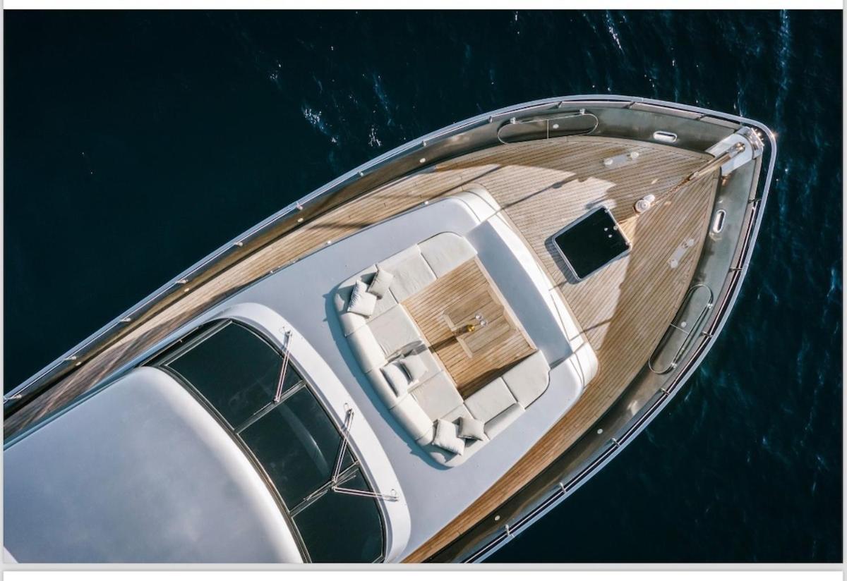 Luxury Yacht Sanlorenzo *