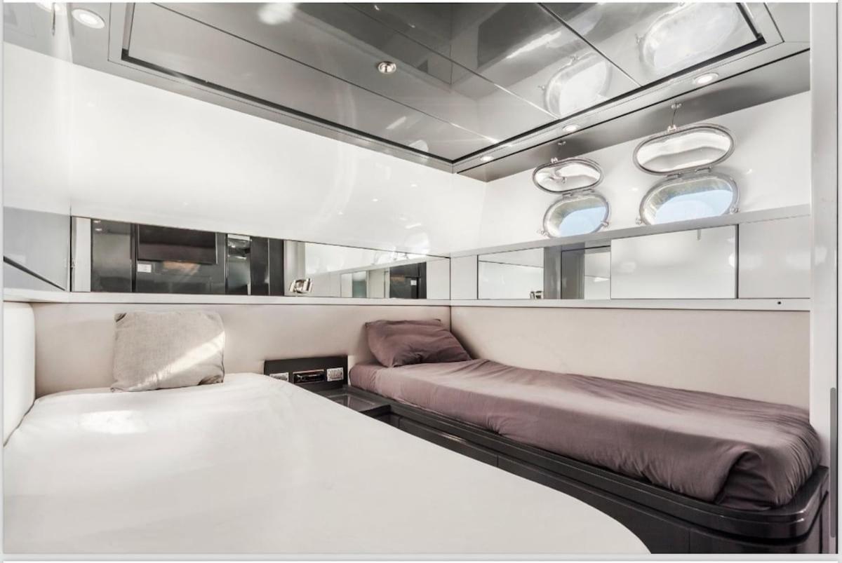 Luxury Yacht Sanlorenzo