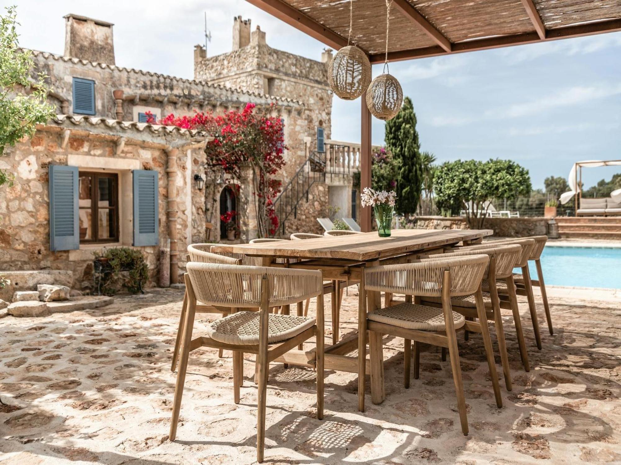 Villa With Outdoor Jacuzzi Porreras
