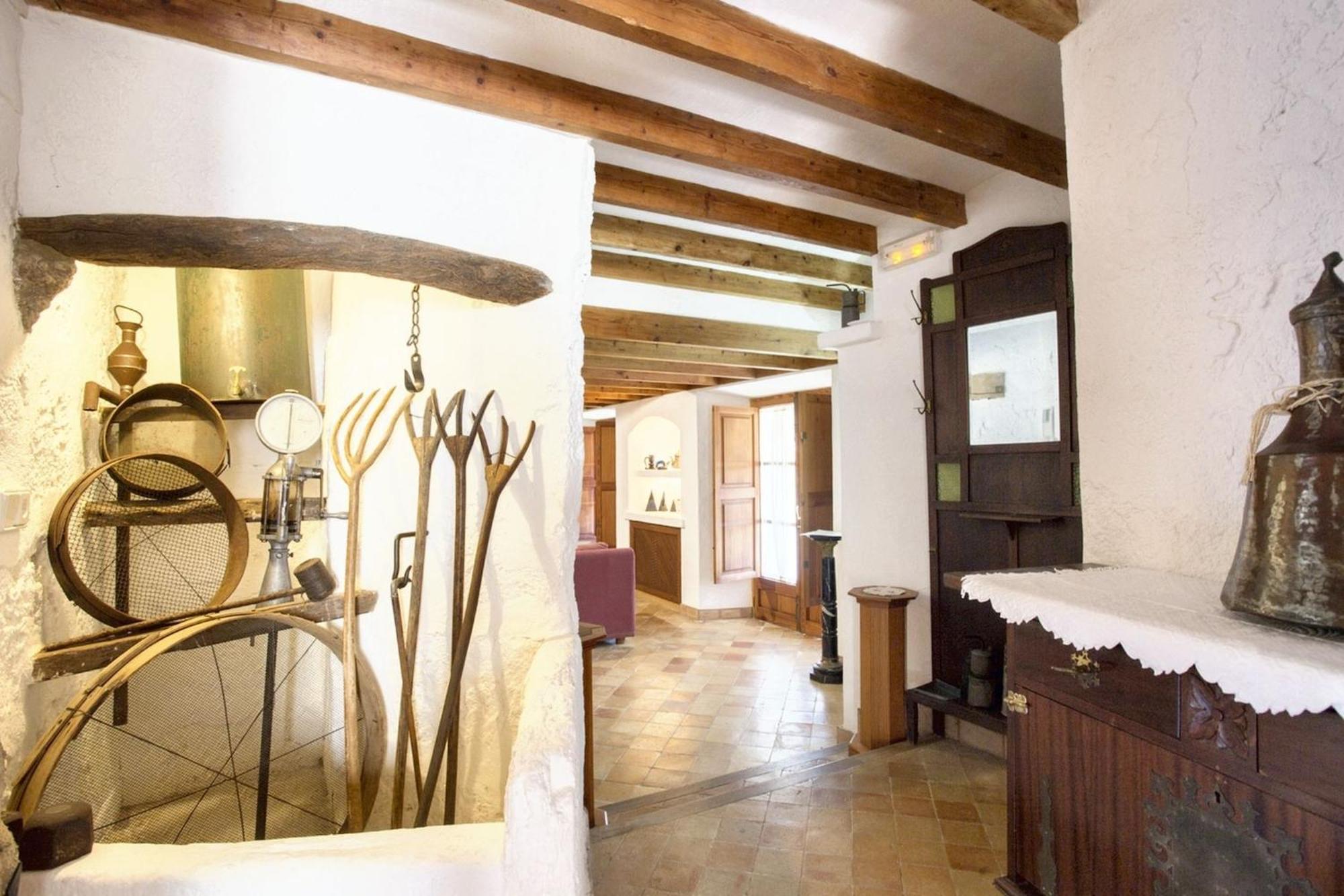 Apartment Spacious In With Pool And Mountain View *