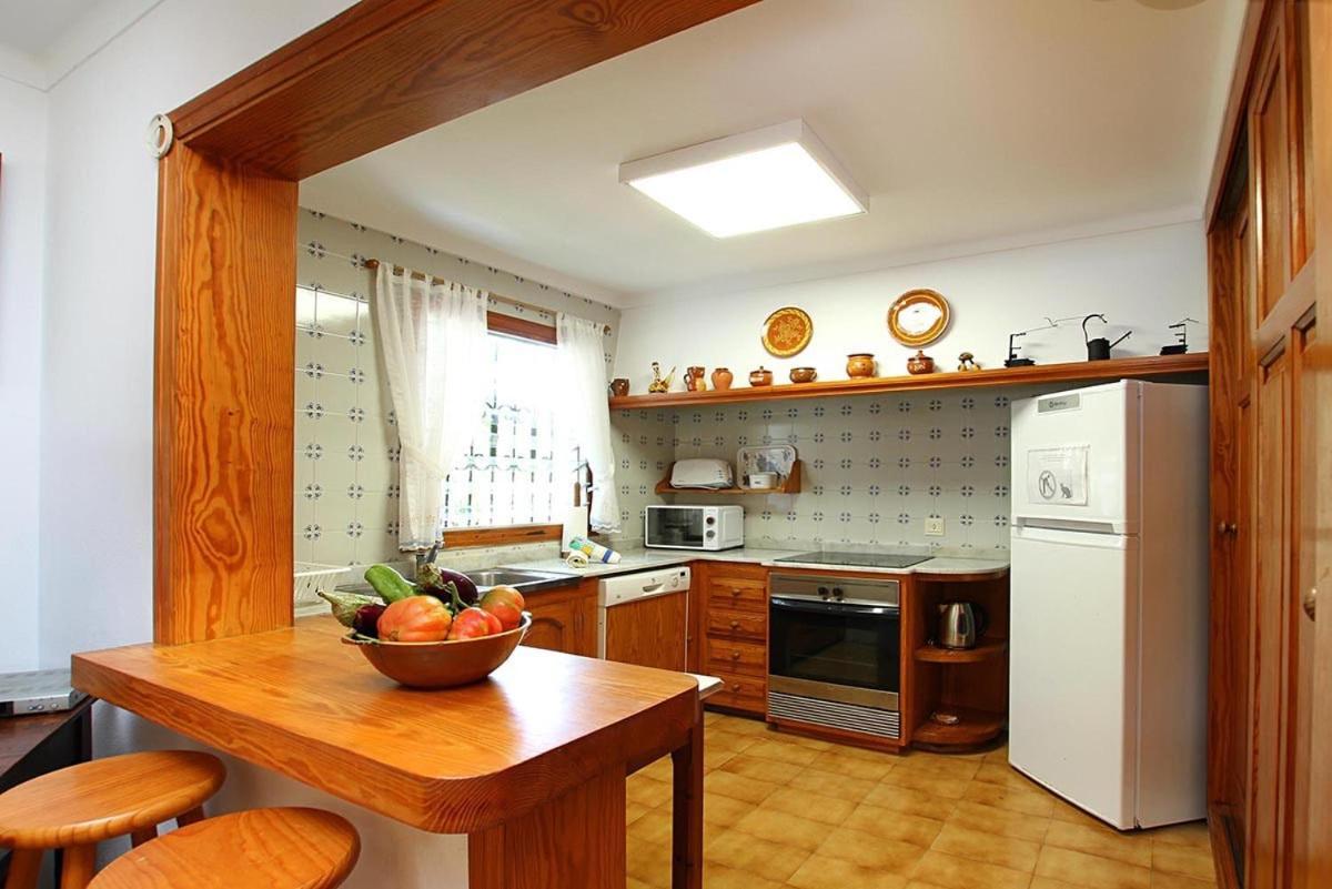 Villa Lovely 3 Bedroom Close To By Renthousing Pollensa