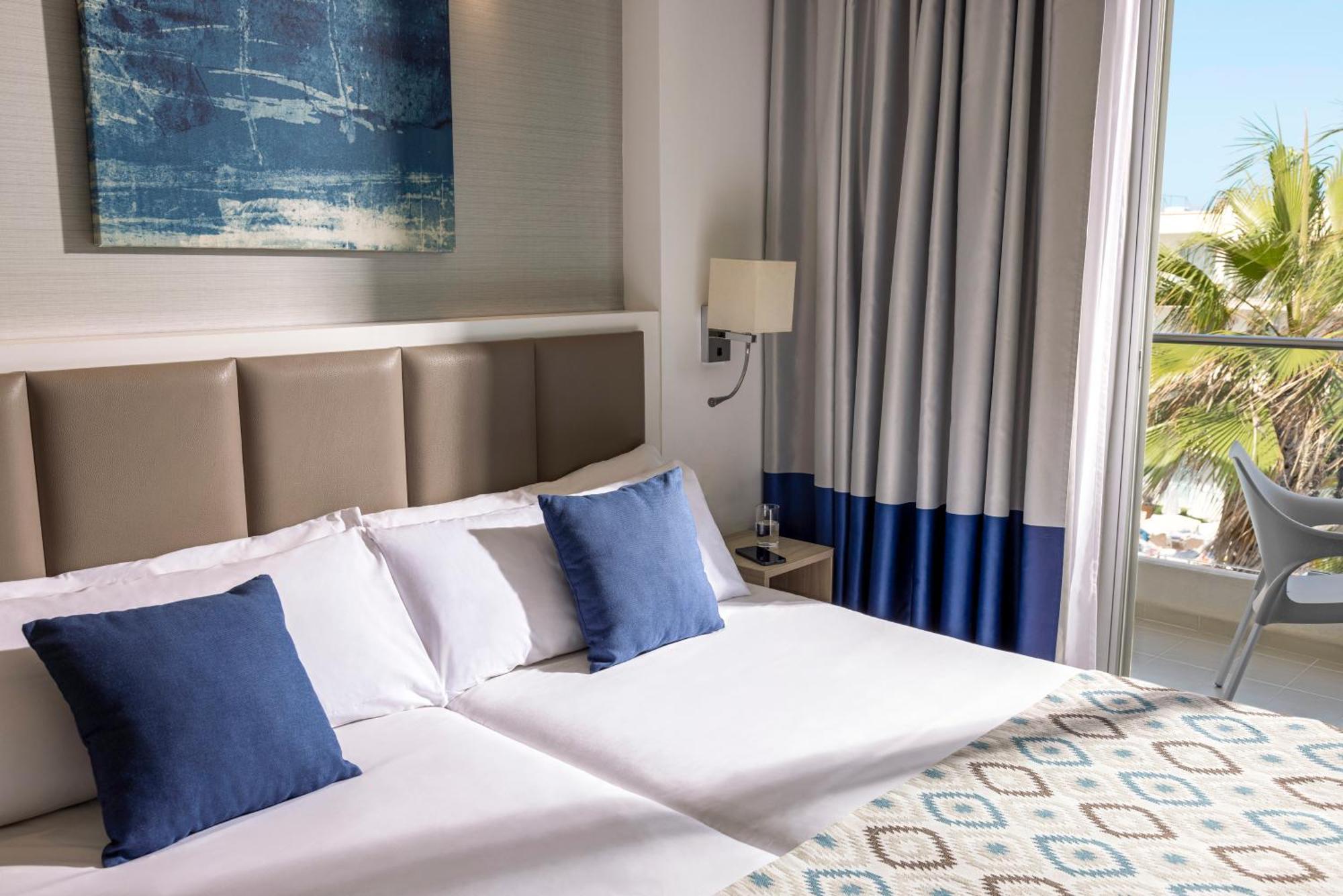 Grupotel Alcudia Pins Hotel