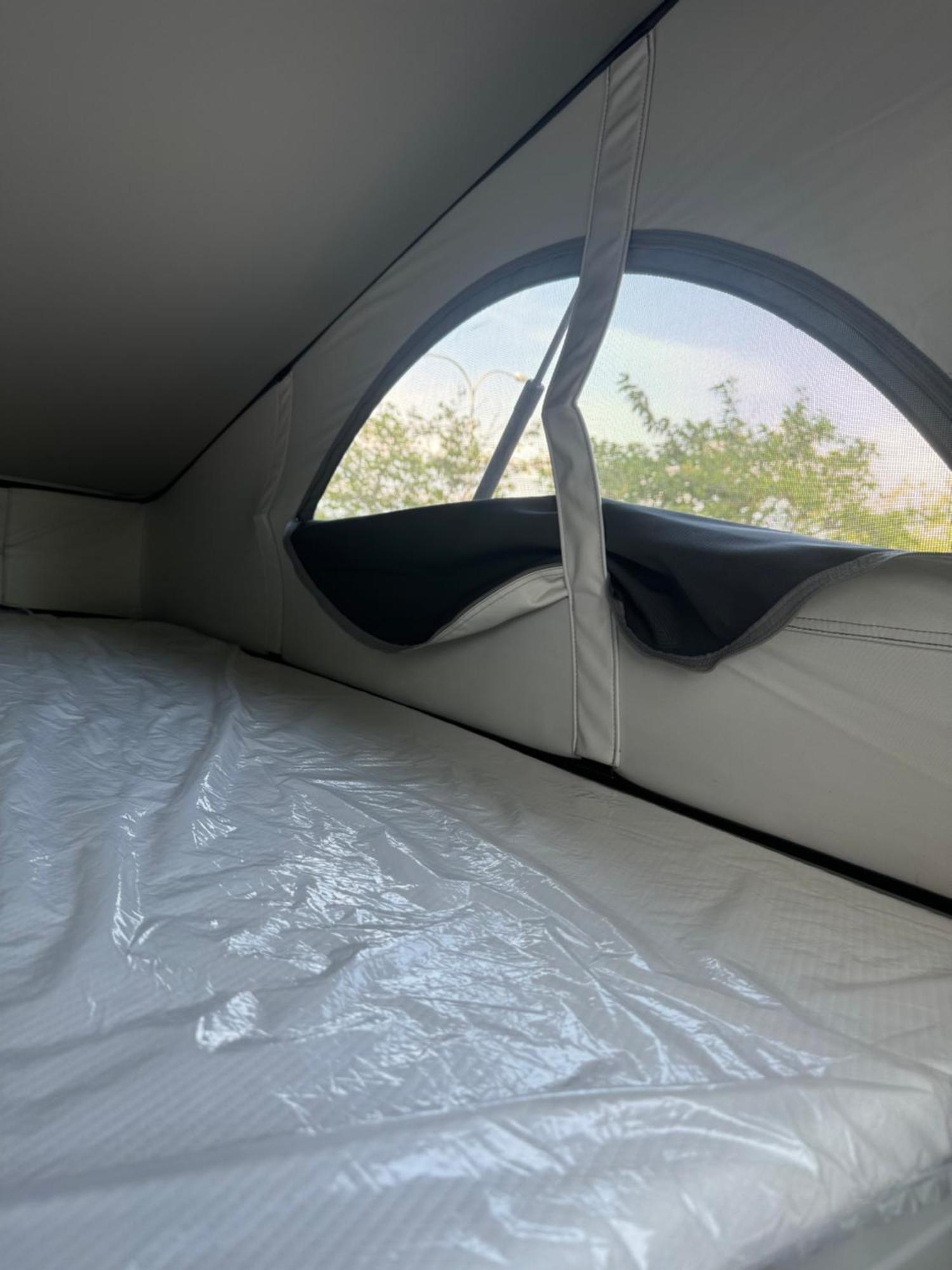 California Camper 2024 Hotel en barco *