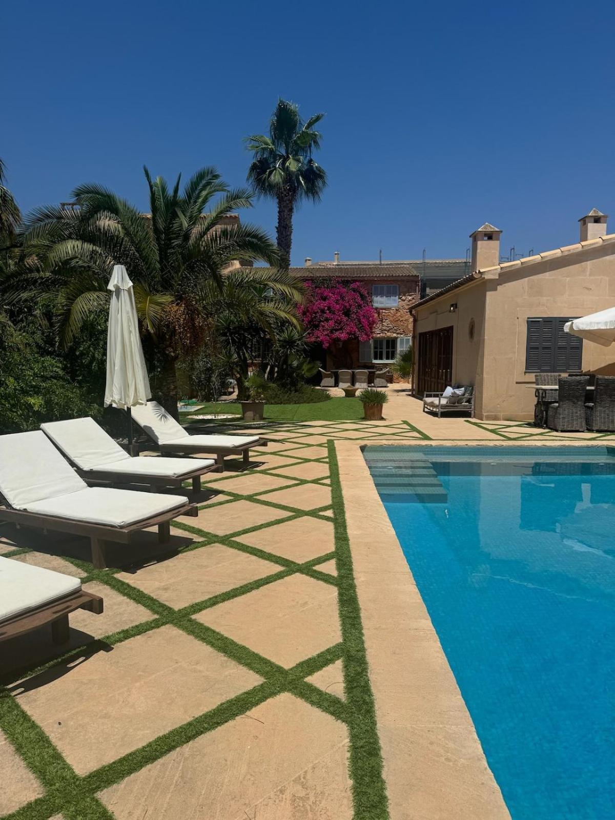 Villa Charming Newly Renovated With Private Pool Llombarts